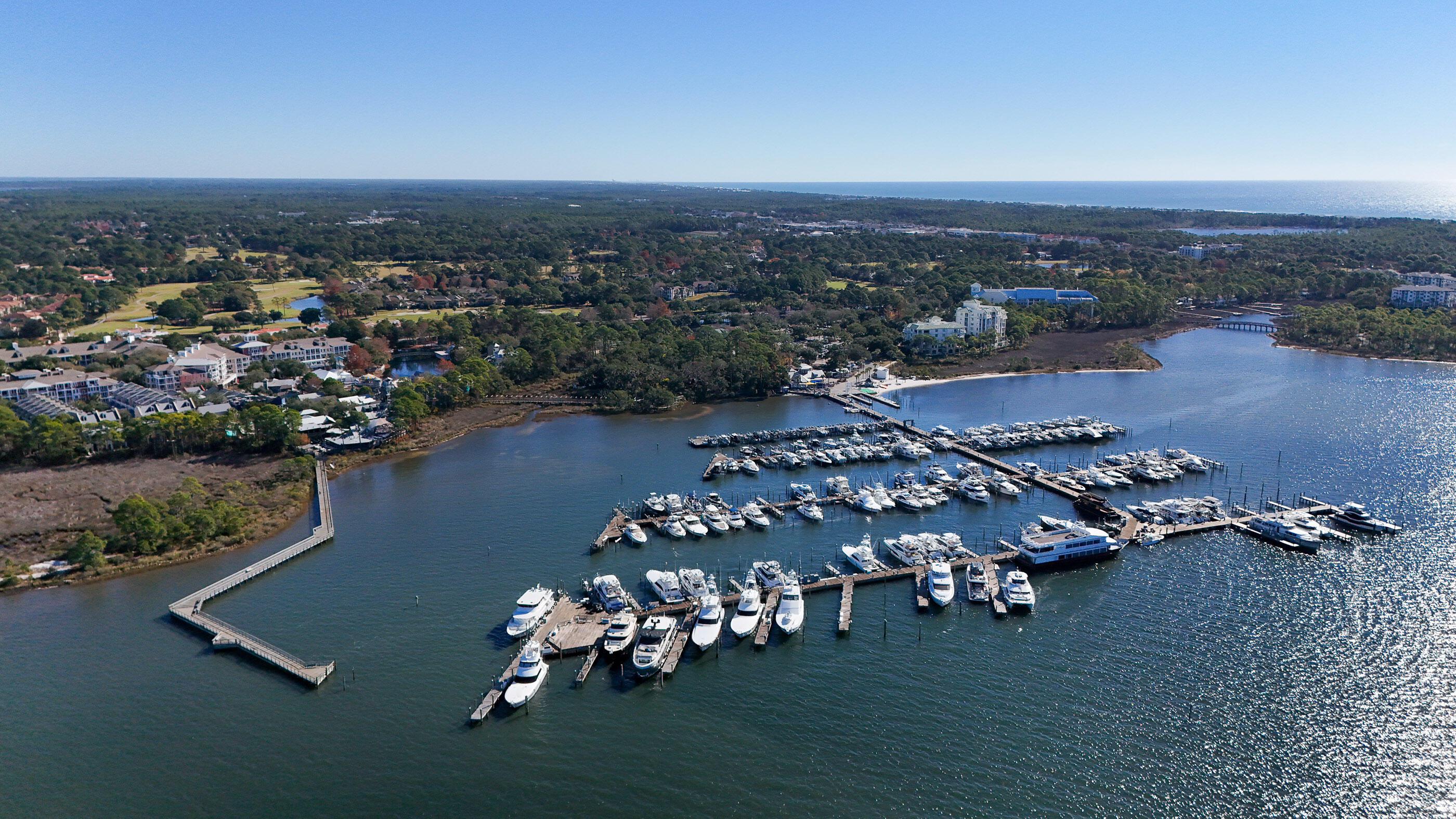 PILOT HOUSE - Residential