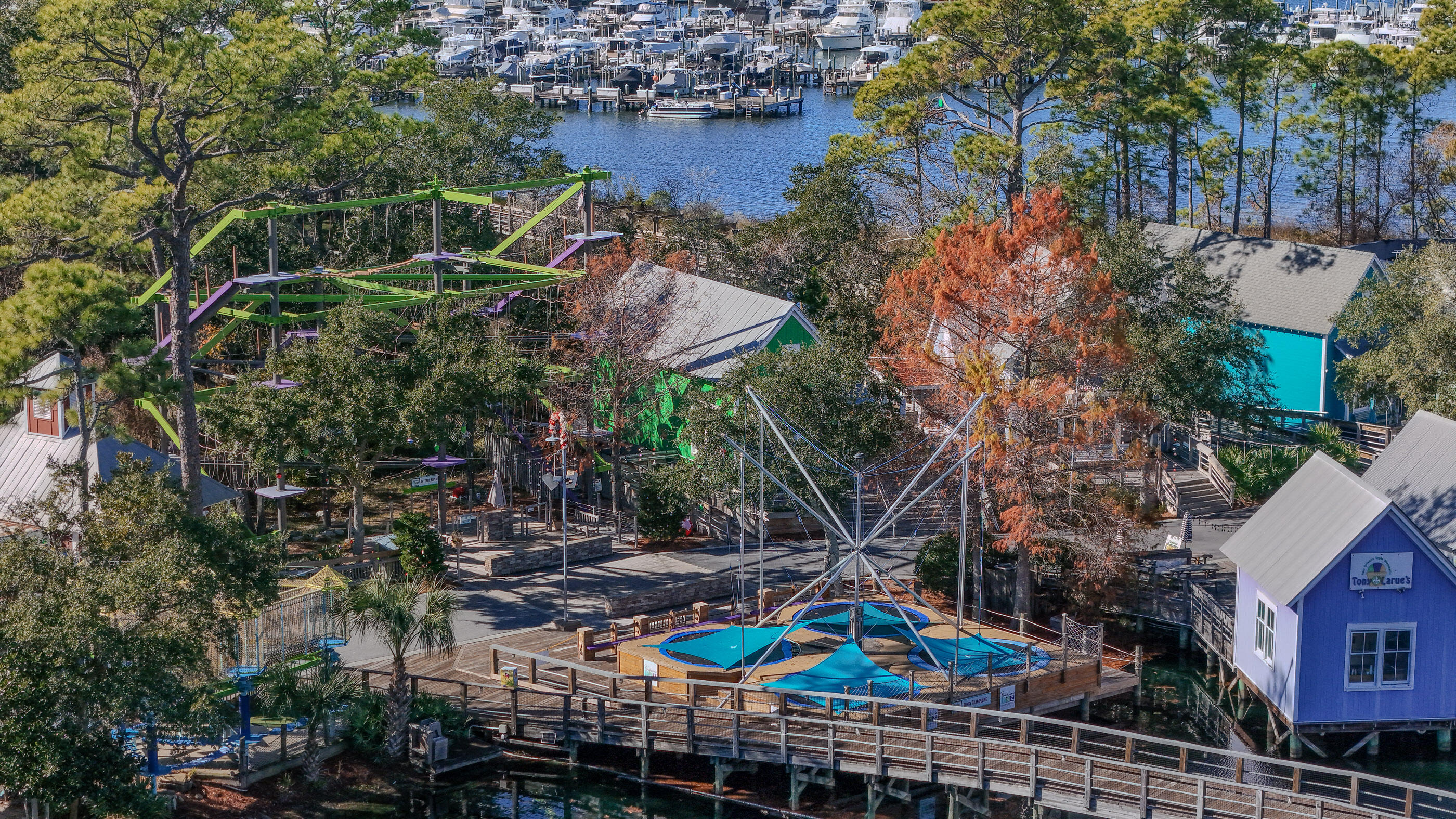 PILOT HOUSE - Residential