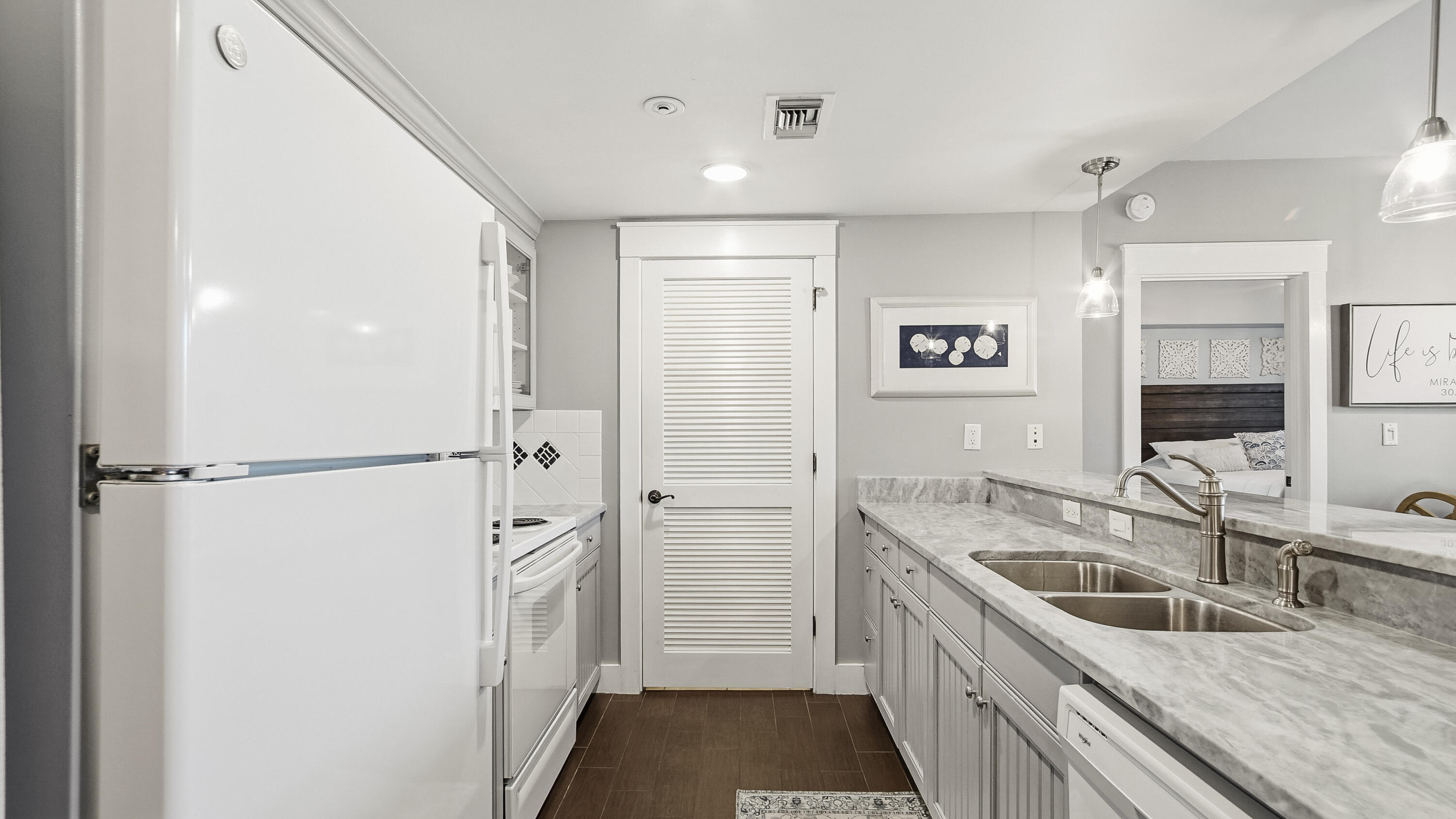 PILOT HOUSE - Residential