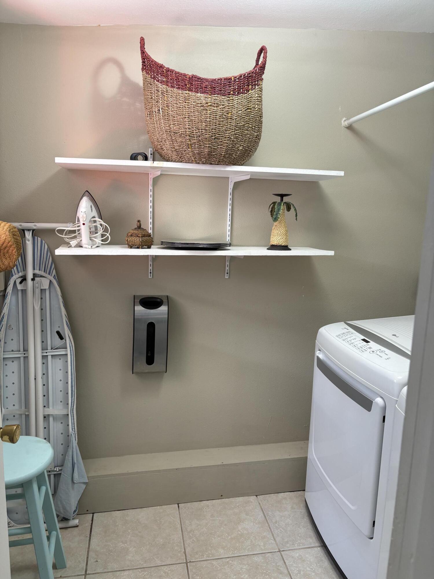 WOODLAWN UNIT 1 - Residential