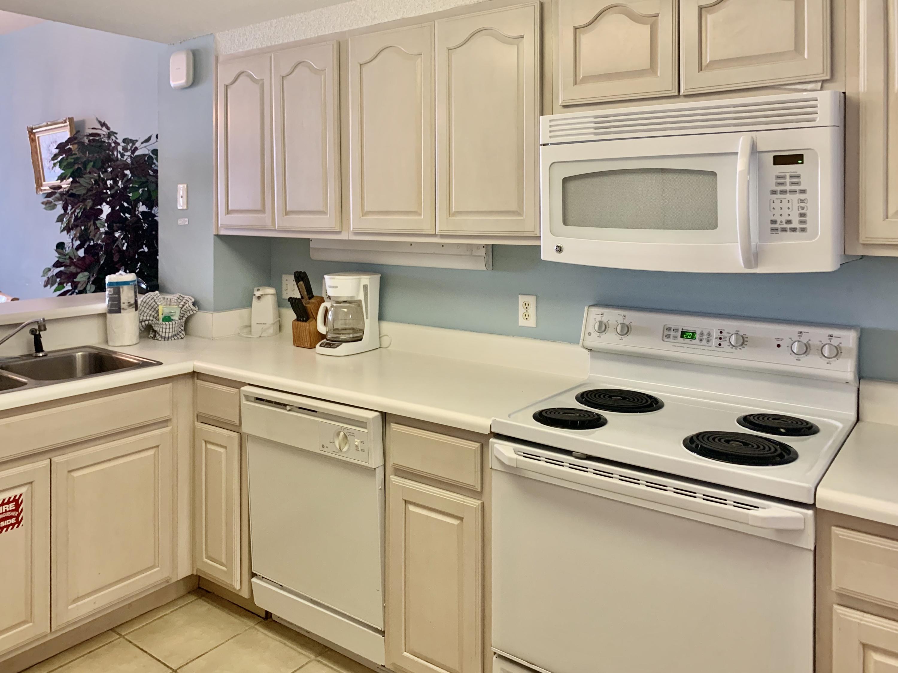 JADE EAST TOWERS CONDO - Residential