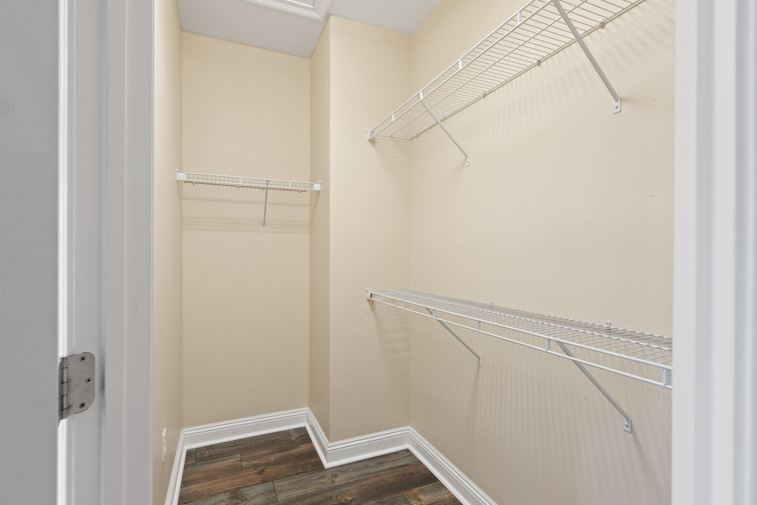 WALTON OAKS - Residential