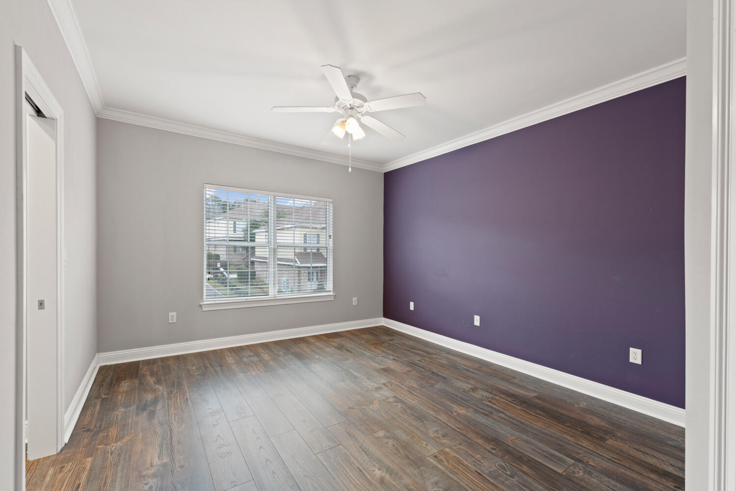 WALTON OAKS - Residential