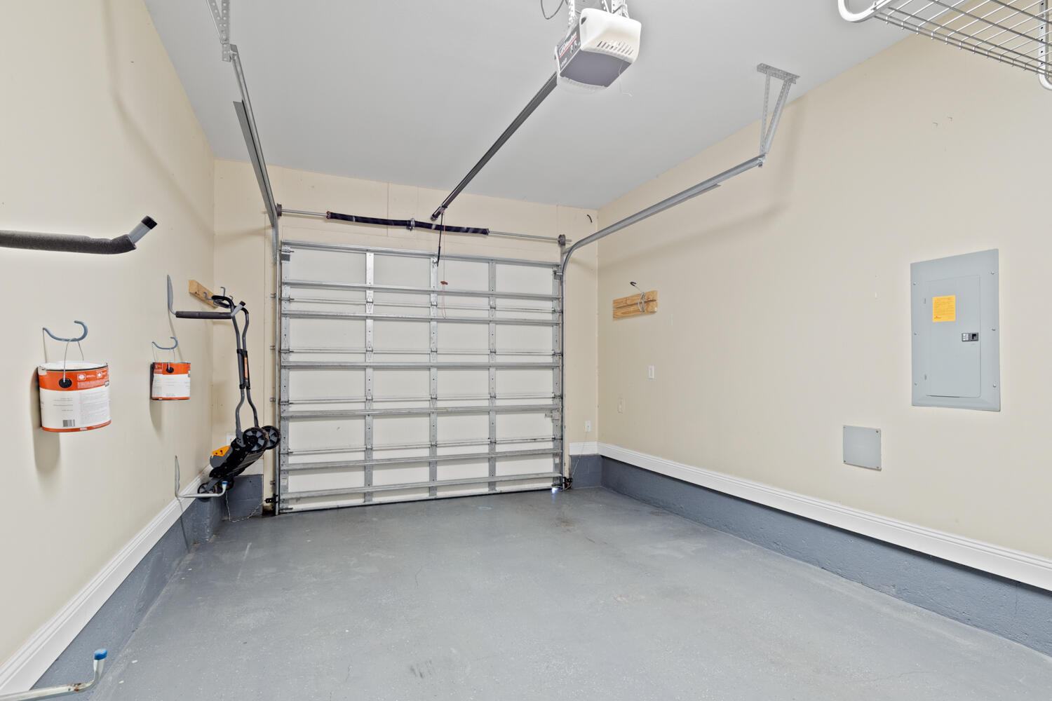 WALTON OAKS - Residential