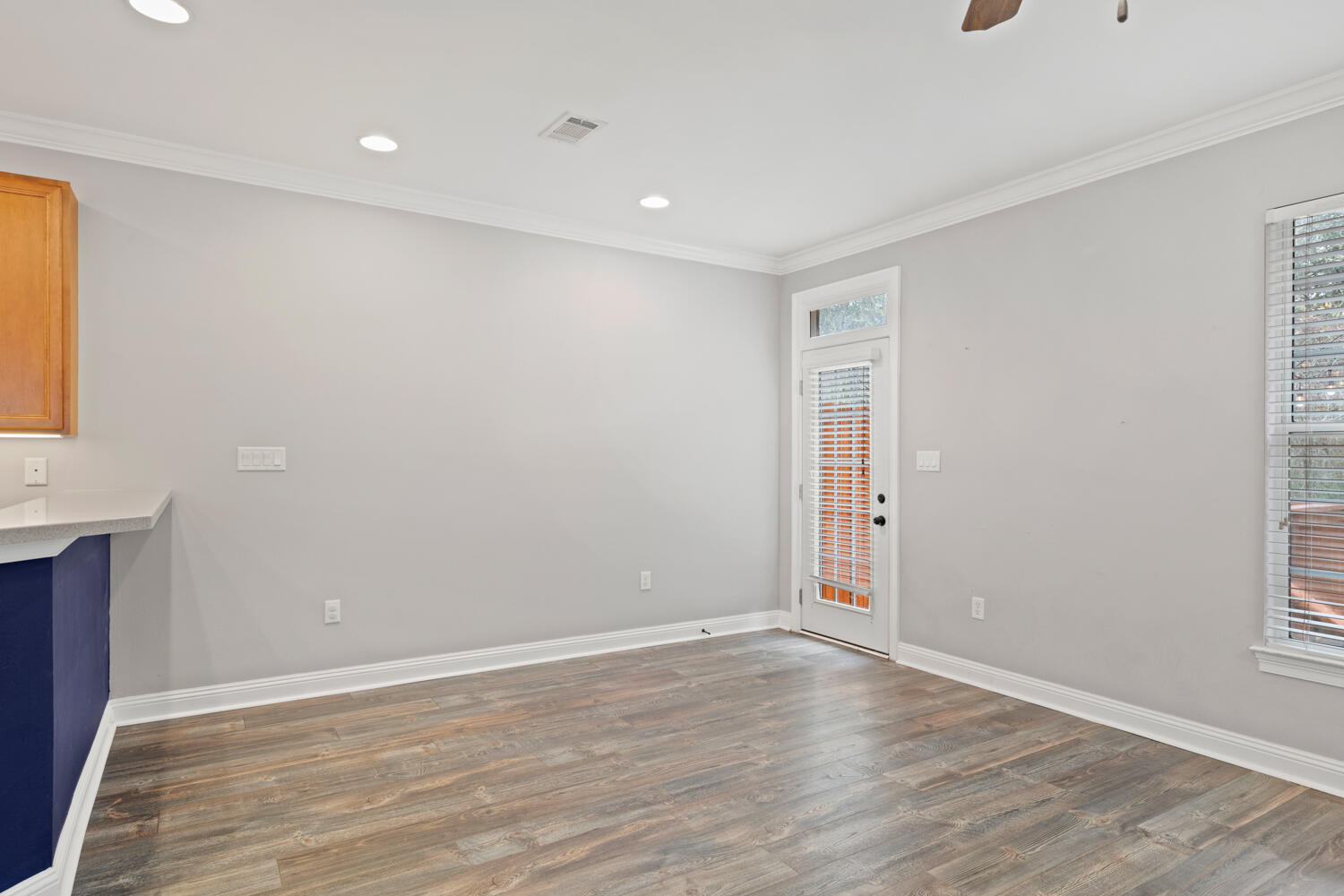 WALTON OAKS - Residential