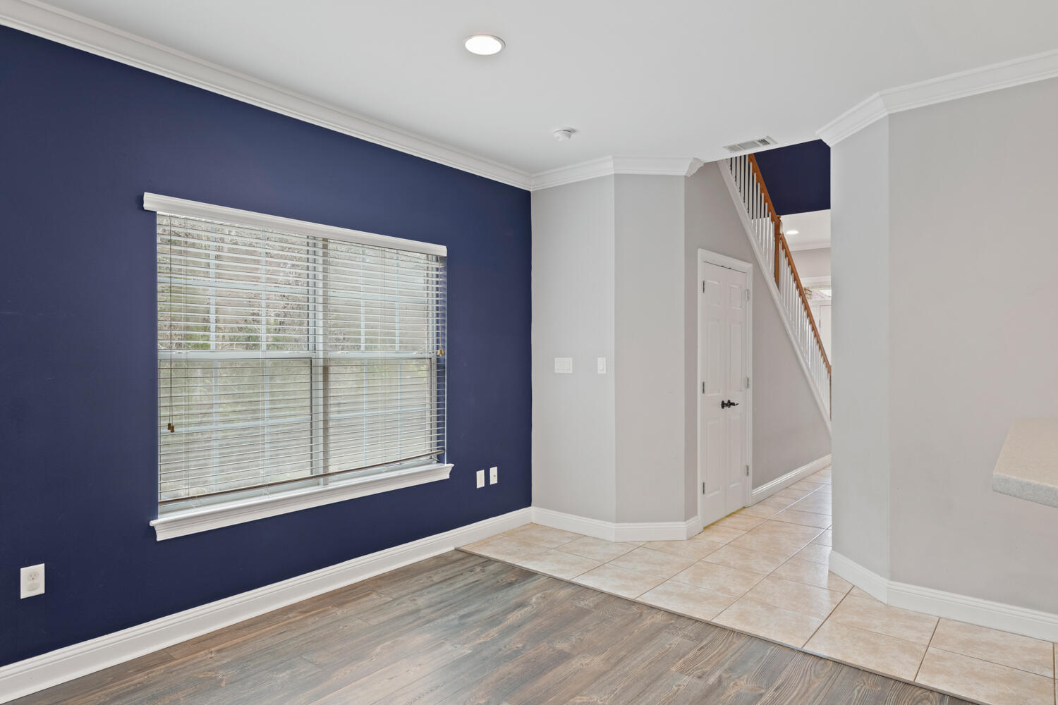 WALTON OAKS - Residential