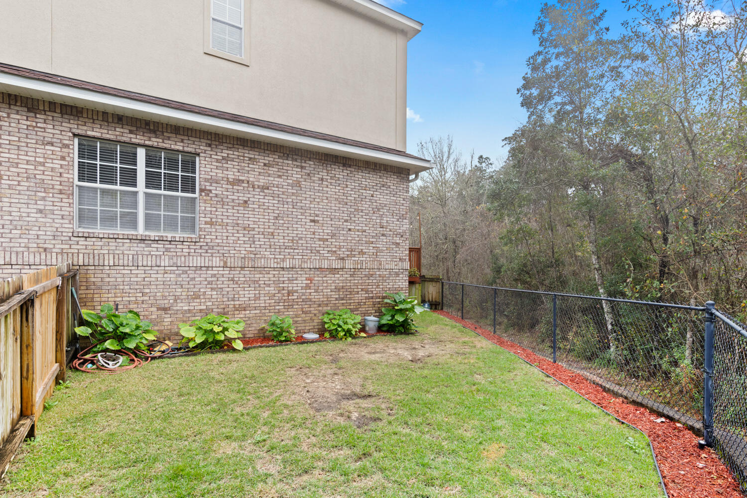 WALTON OAKS - Residential