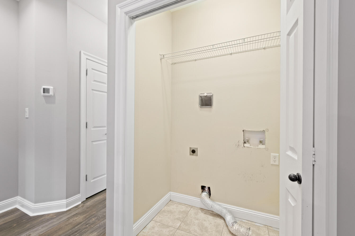 WALTON OAKS - Residential