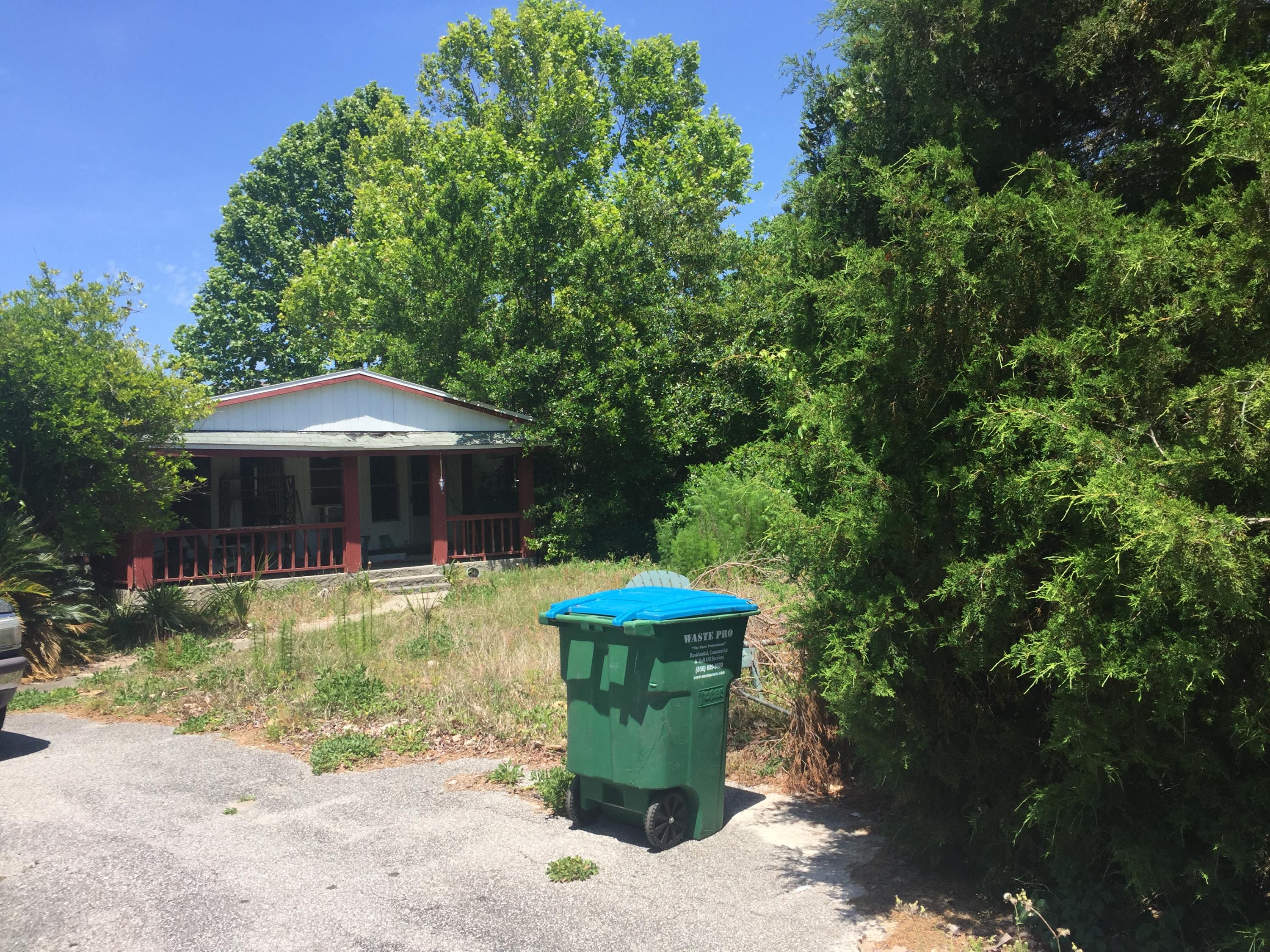 NORTH LAGOON OAKS 1ST ADDN - Residential