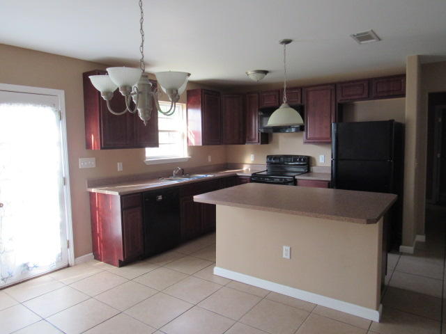 Oakwood Lakes Estates Unit 7 - Residential