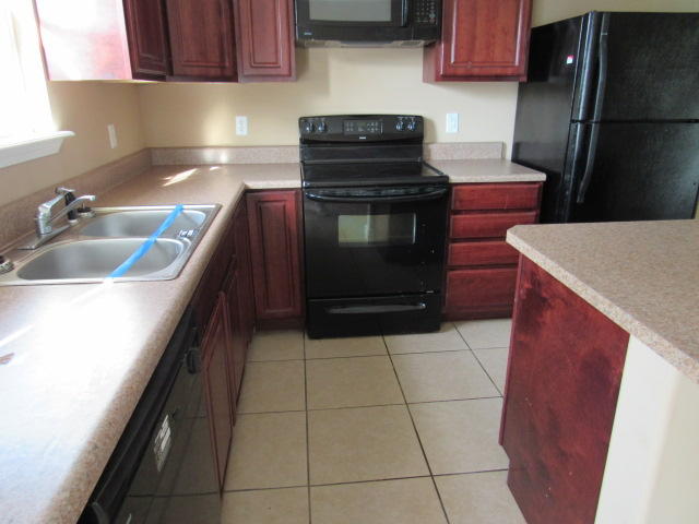 Oakwood Lakes Estates Unit 7 - Residential