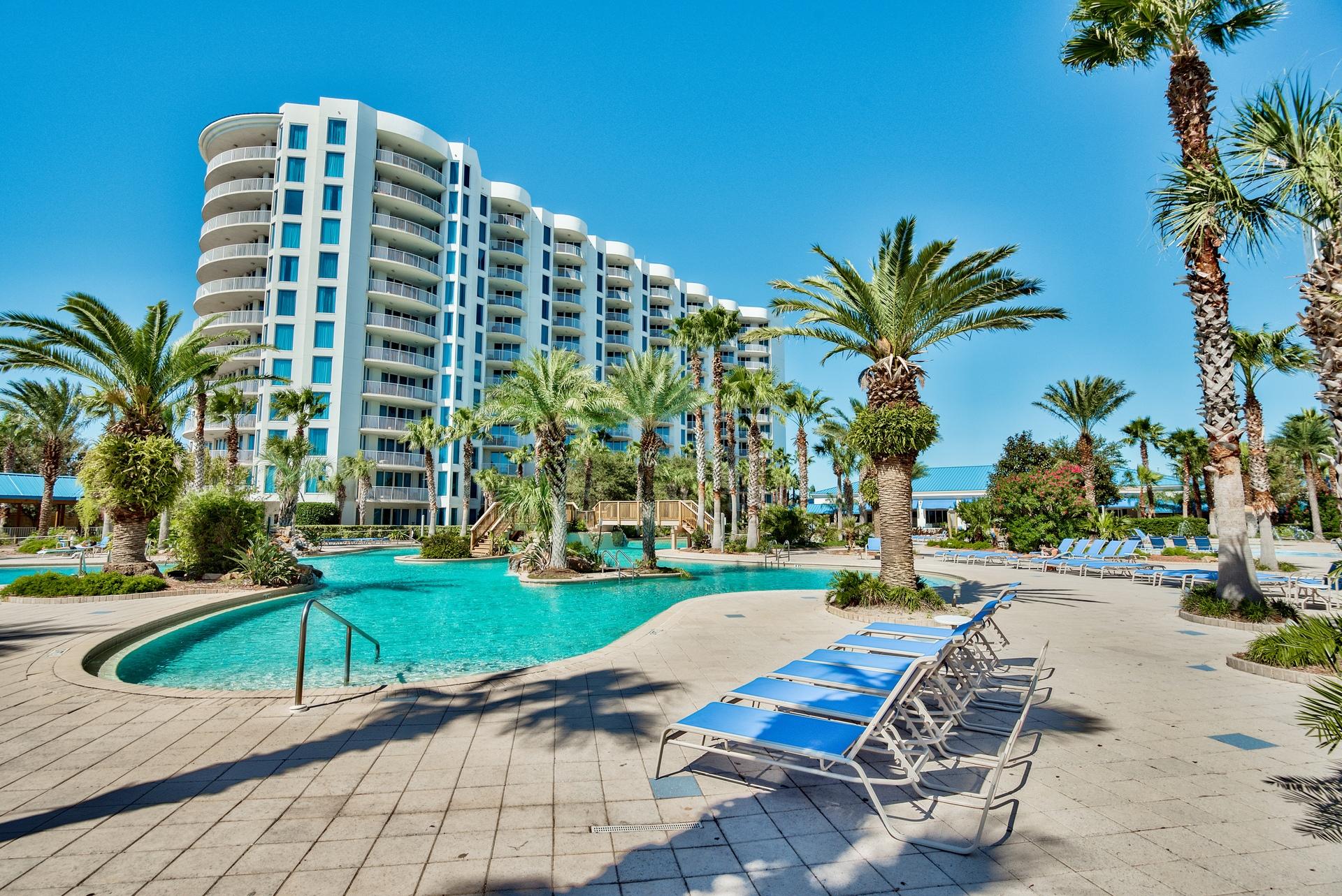 THE PALMS OF DESTIN - Residential