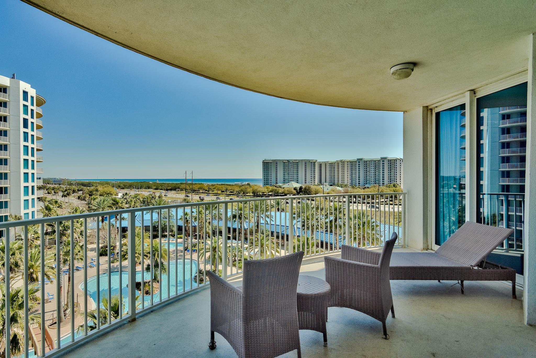 THE PALMS OF DESTIN - Residential