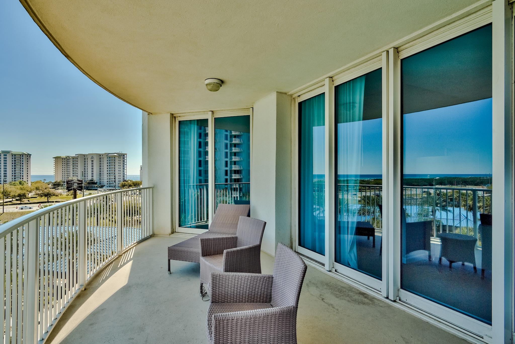 THE PALMS OF DESTIN - Residential