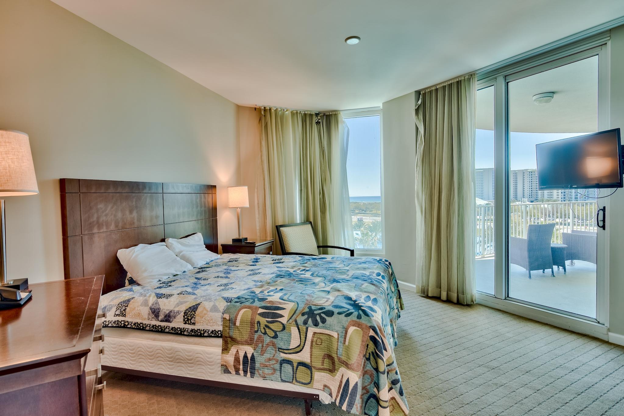 THE PALMS OF DESTIN - Residential