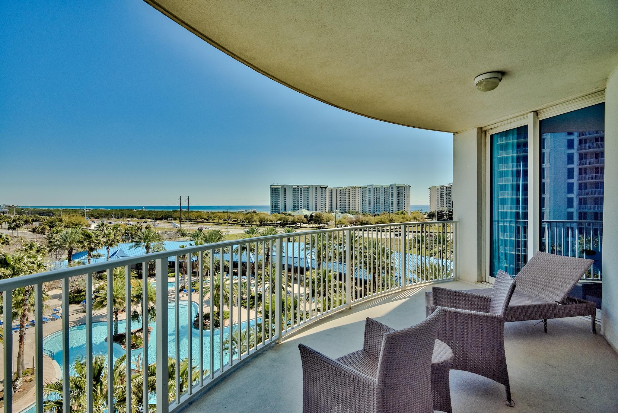 THE PALMS OF DESTIN - Residential
