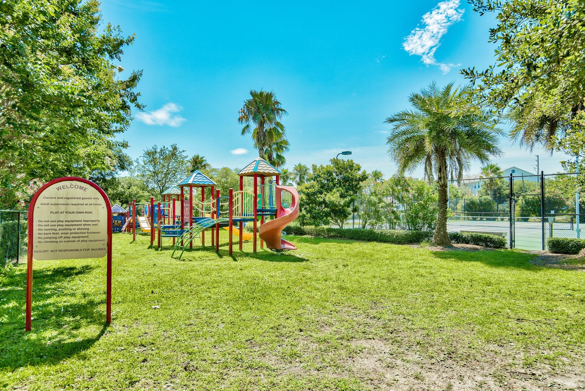 THE PALMS OF DESTIN - Residential