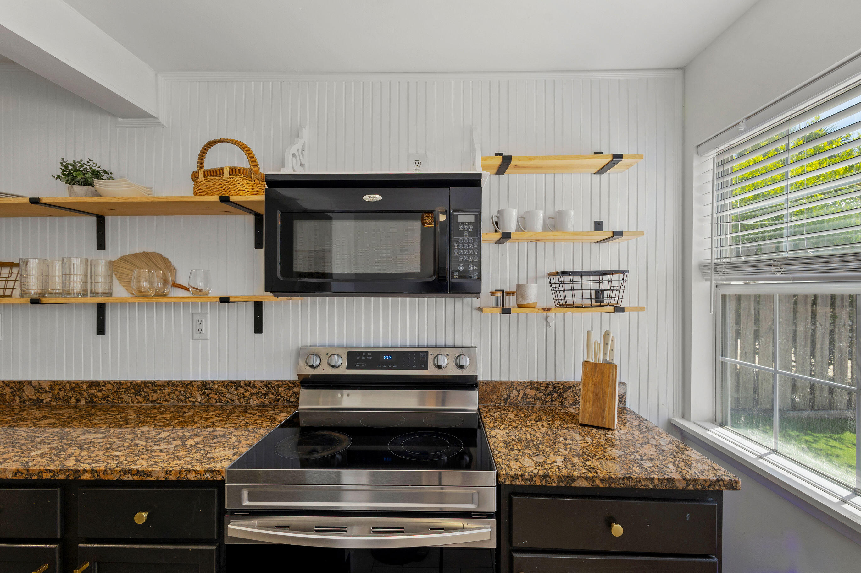RIVIERA BEACH 1ST ADDN - Residential