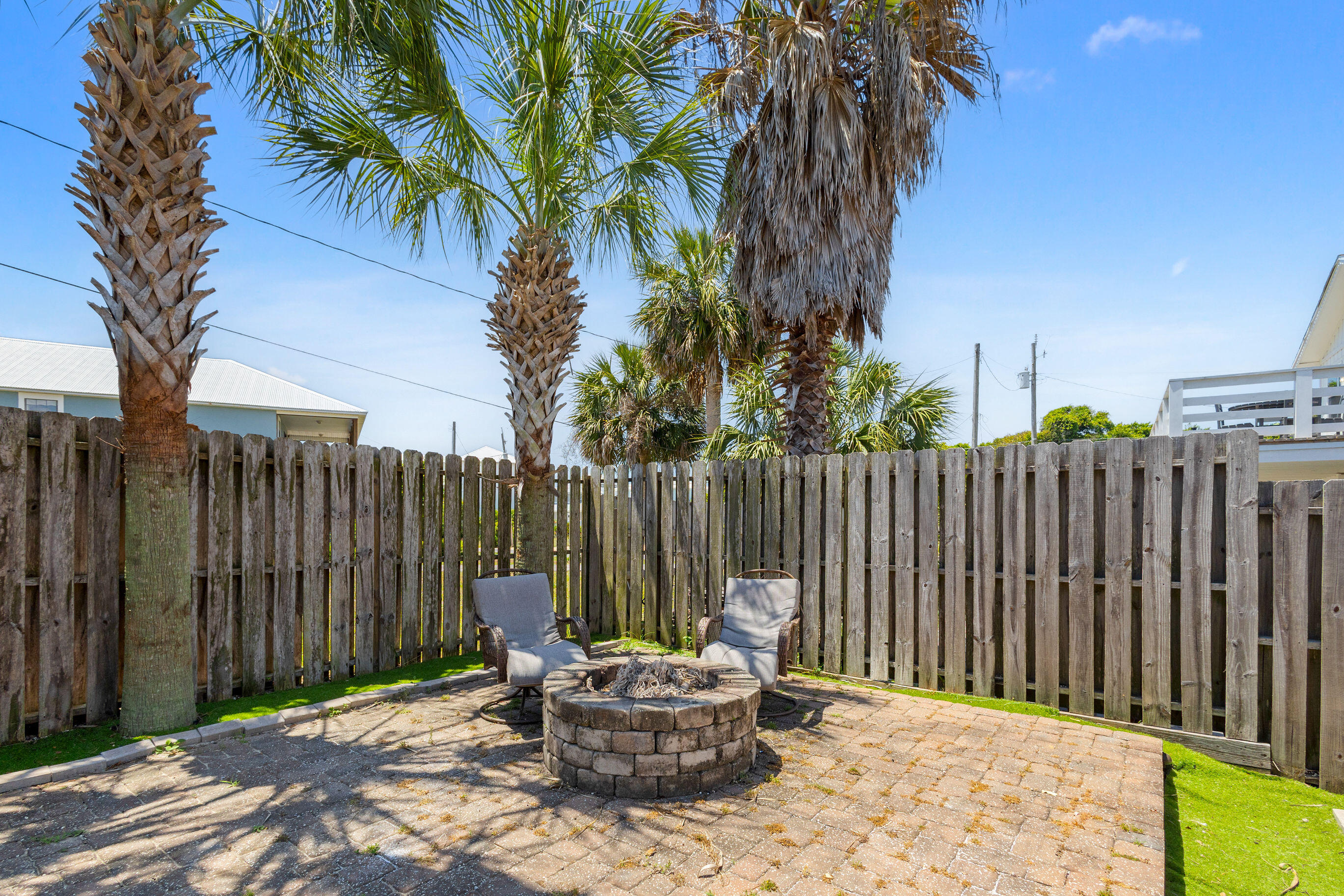 RIVIERA BEACH 1ST ADDN - Residential