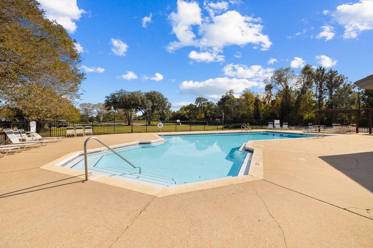 EMERALD BAY PH 1-B - Residential