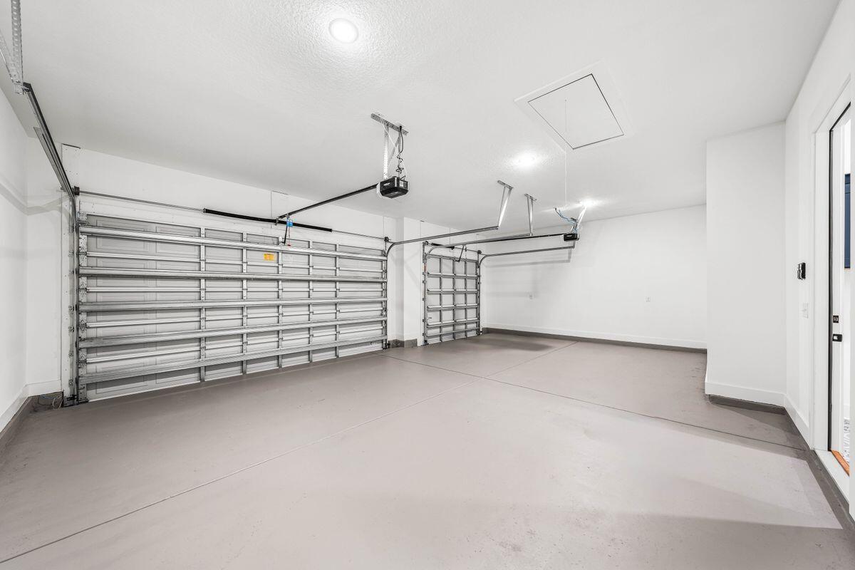 EMERALD BAY PH 1-B - Residential