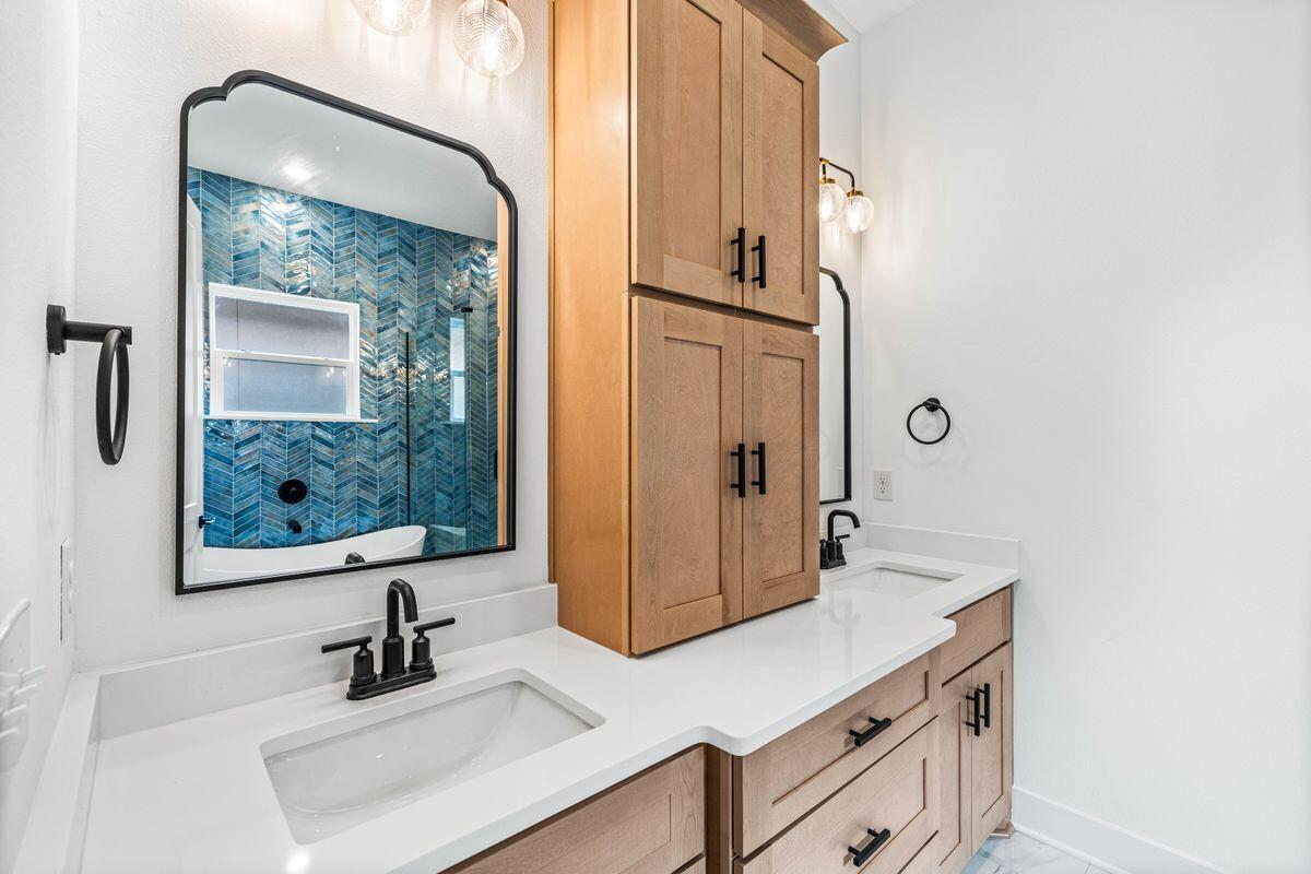 EMERALD BAY PH 1-B - Residential