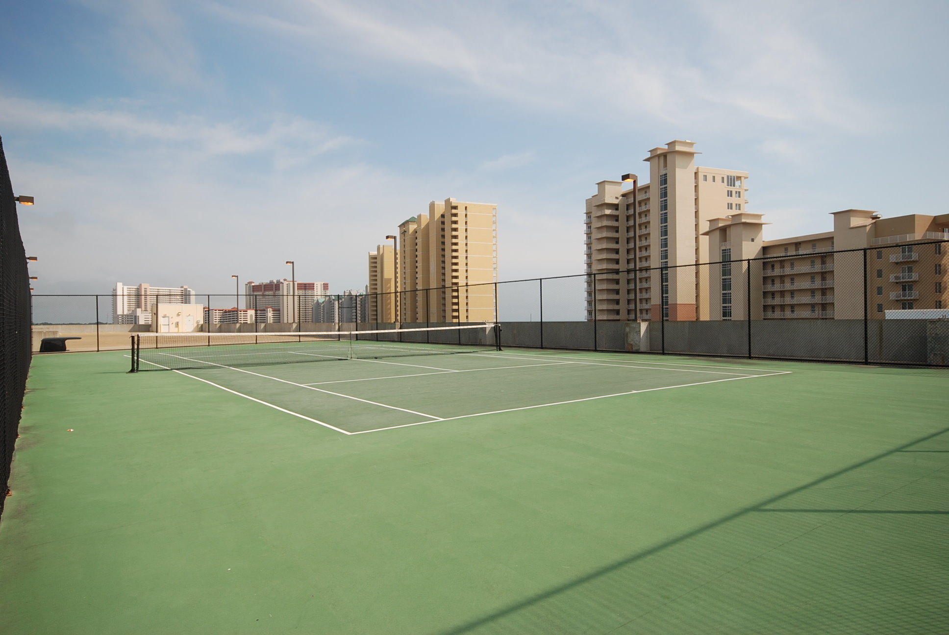 MAJESTIC BEACH TOWERS I - Residential