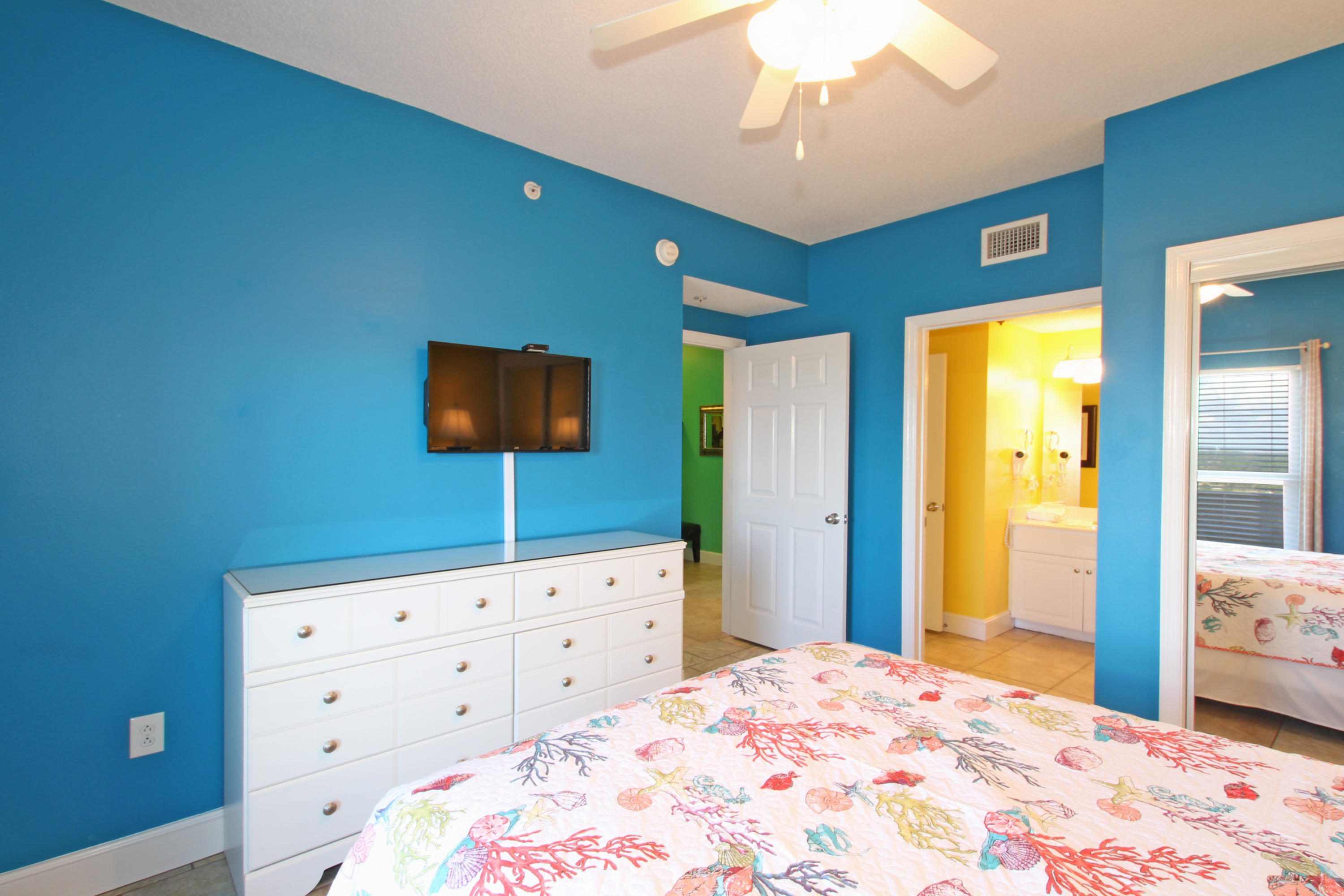 MAJESTIC BEACH TOWERS I - Residential