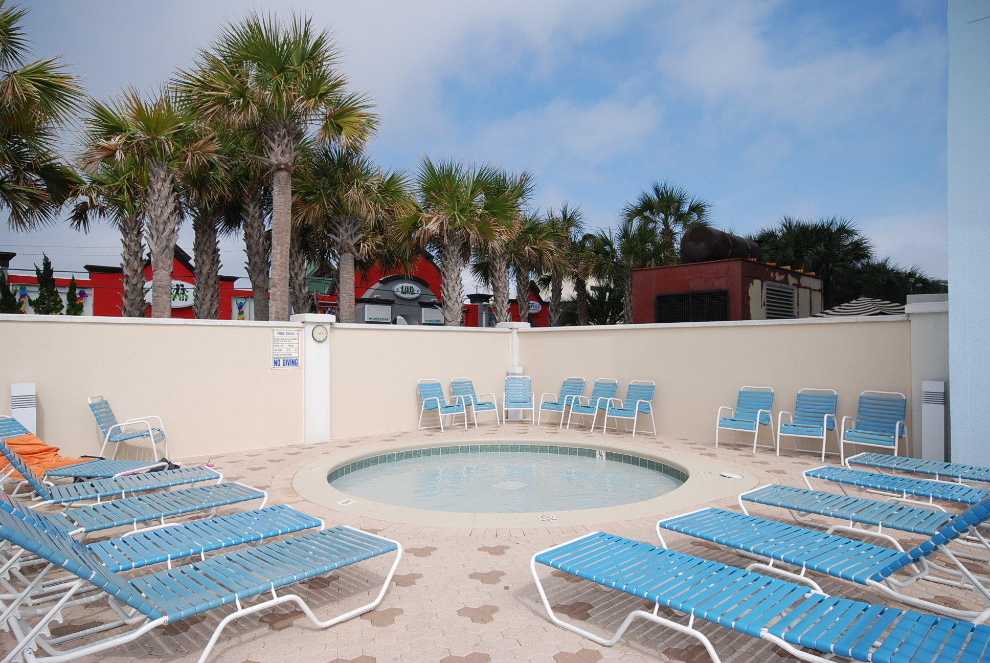 MAJESTIC BEACH TOWERS I - Residential