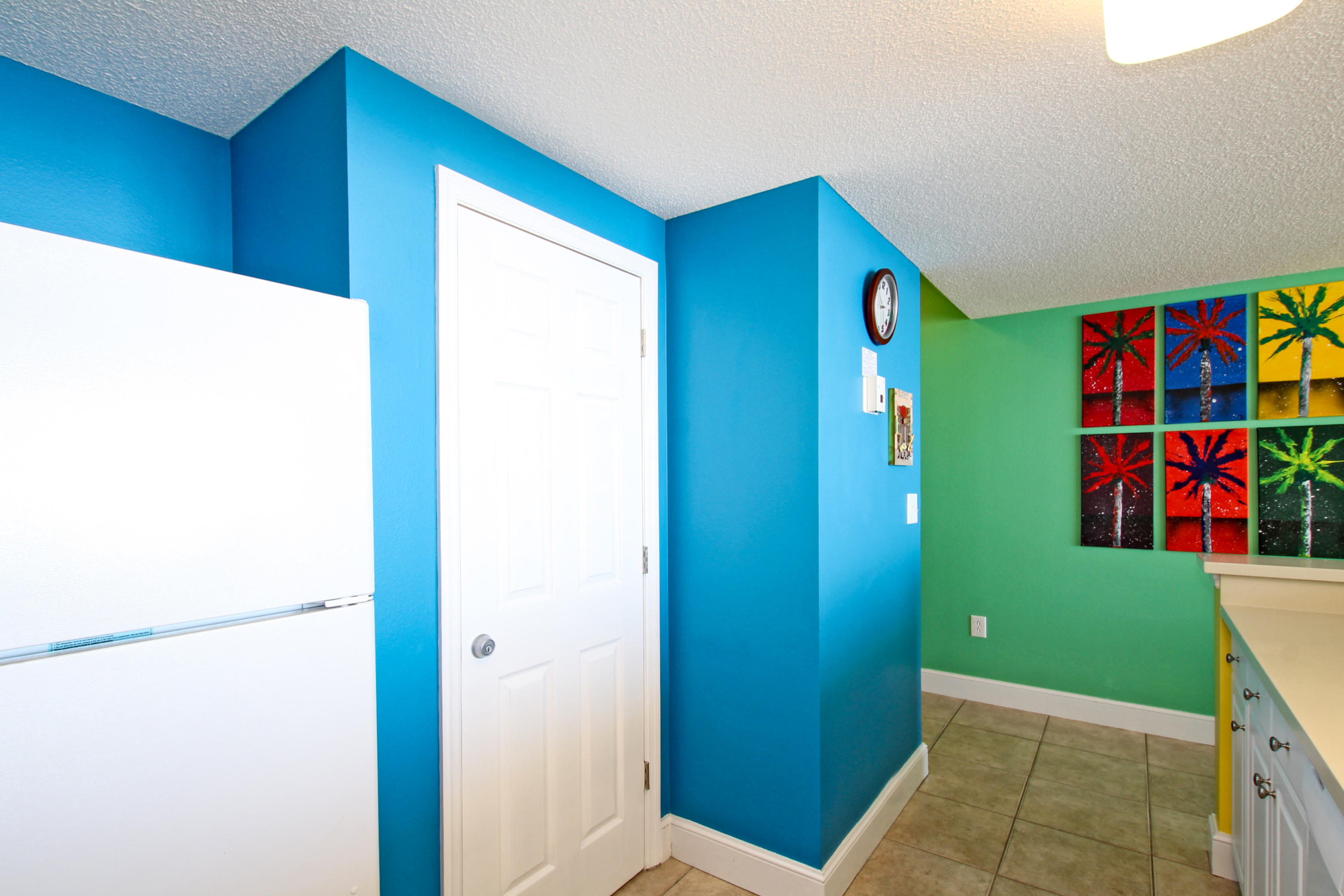 MAJESTIC BEACH TOWERS I - Residential