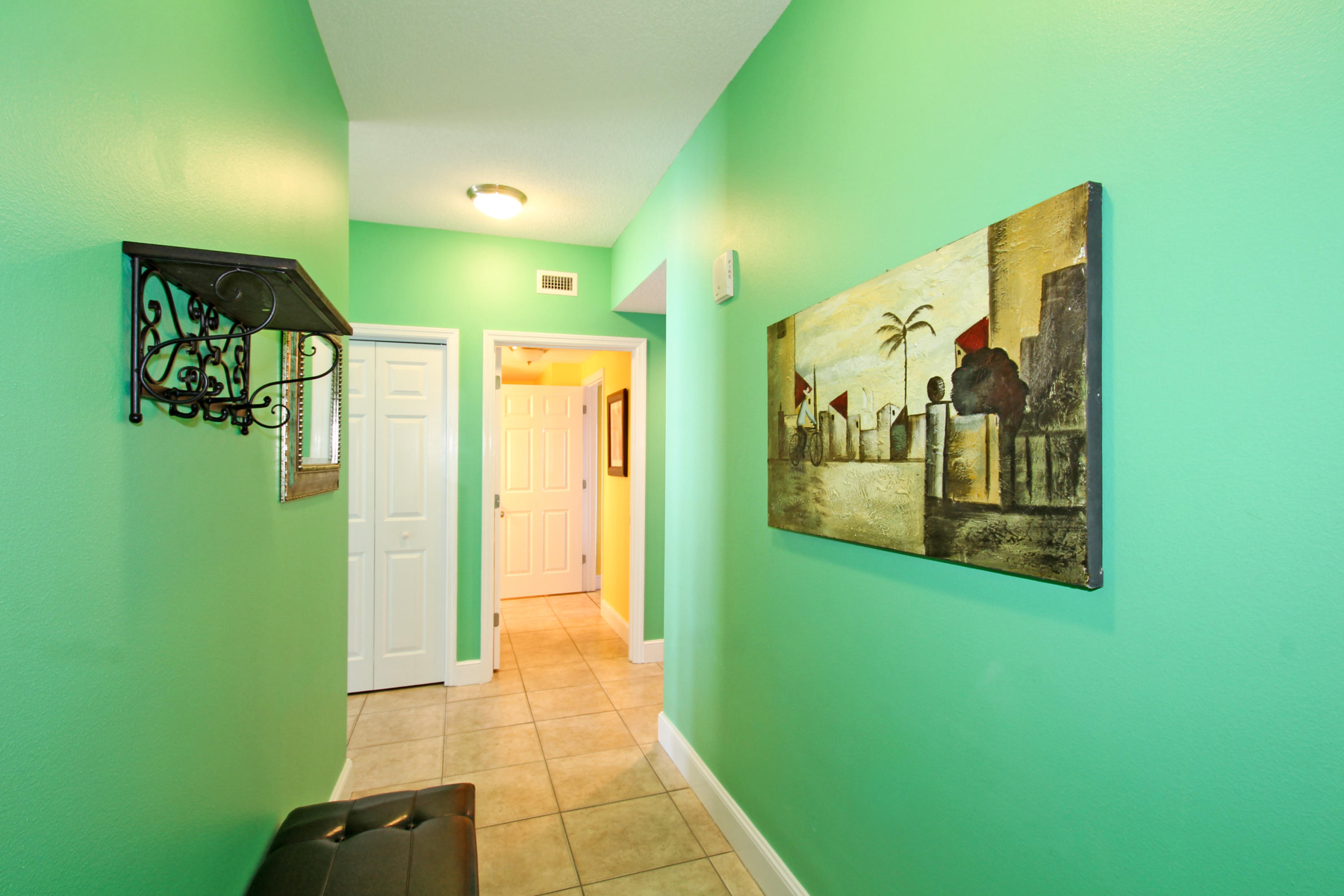 MAJESTIC BEACH TOWERS I - Residential