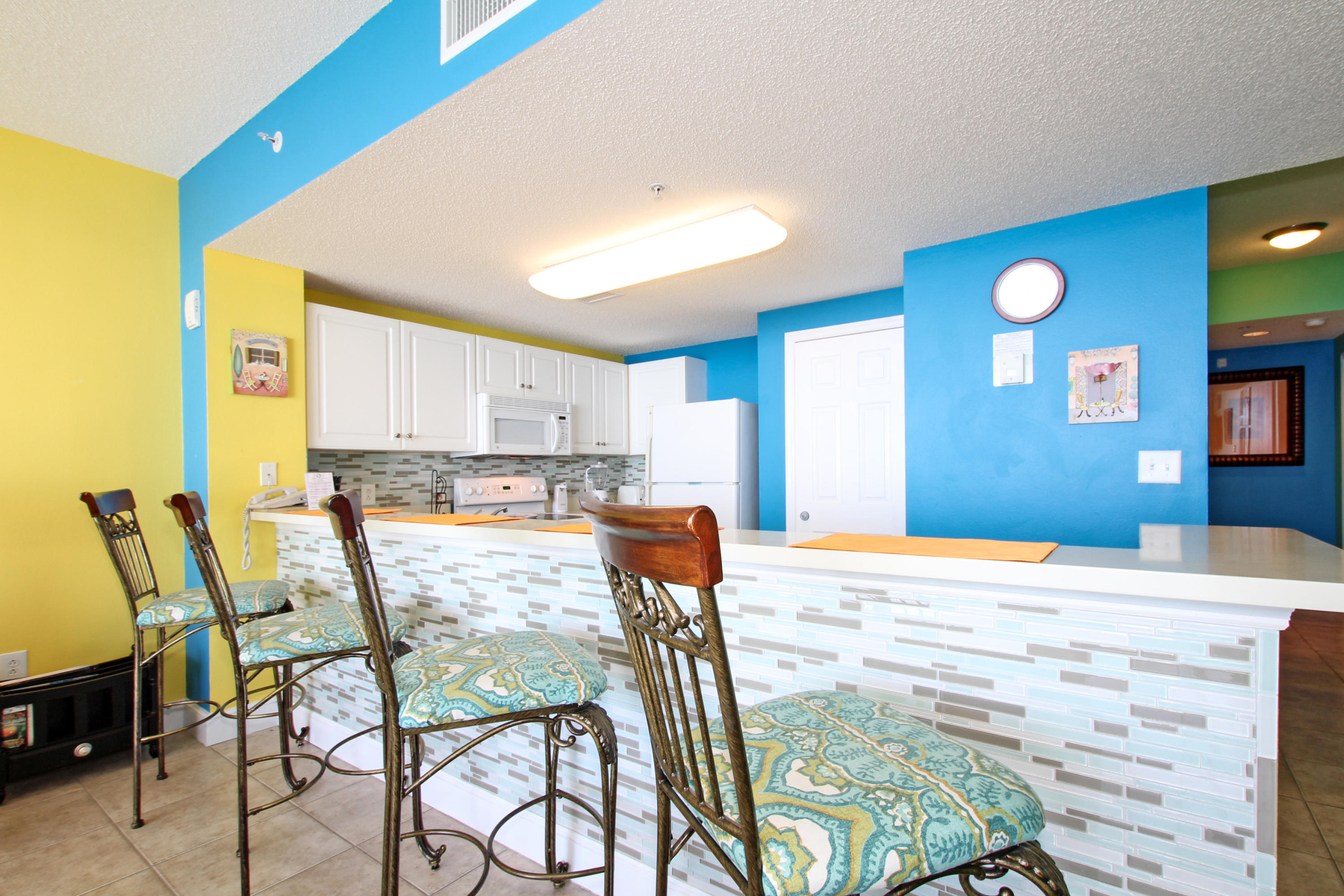 MAJESTIC BEACH TOWERS I - Residential