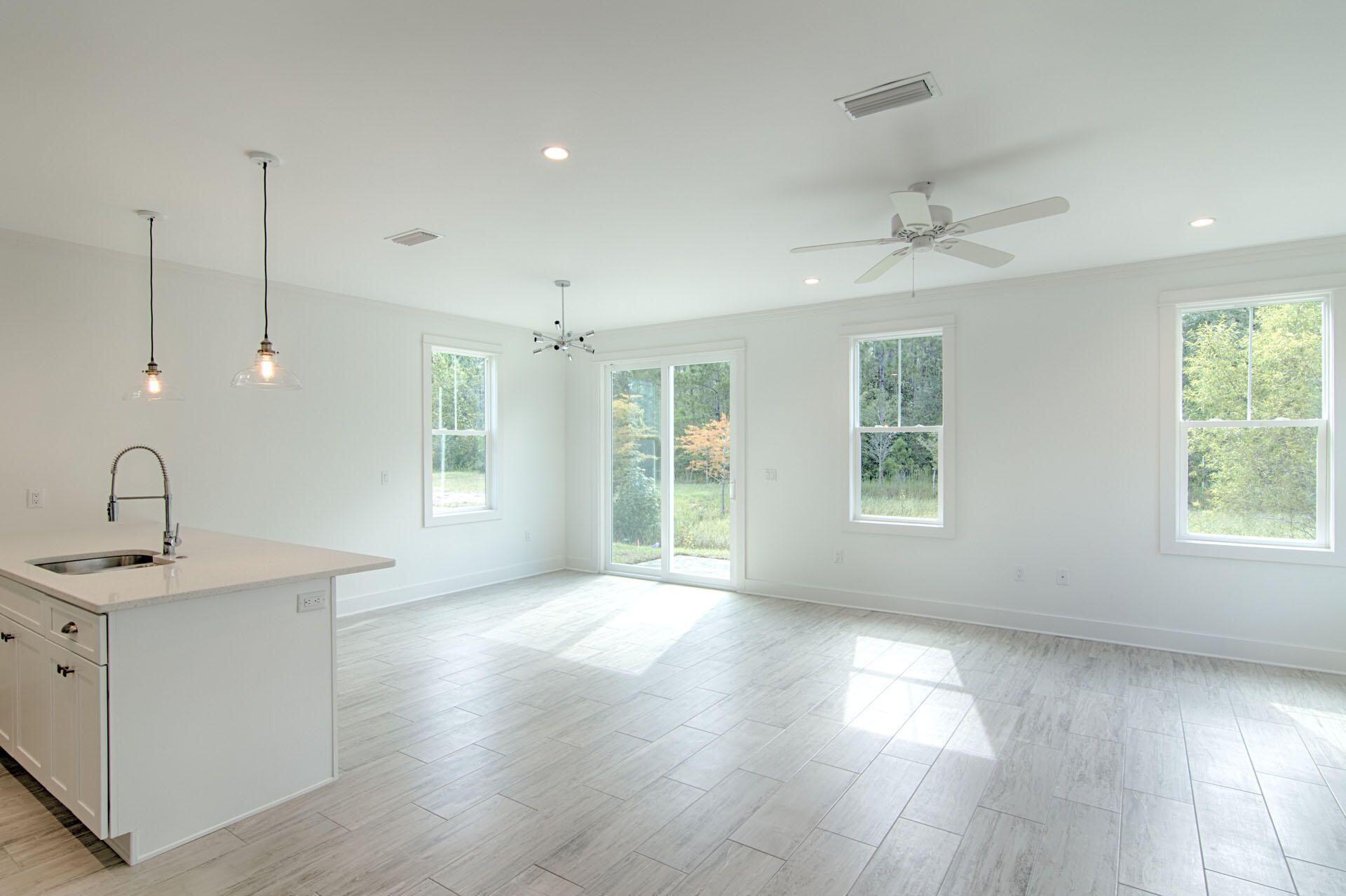 LIGHTHOUSE POINTE - Residential