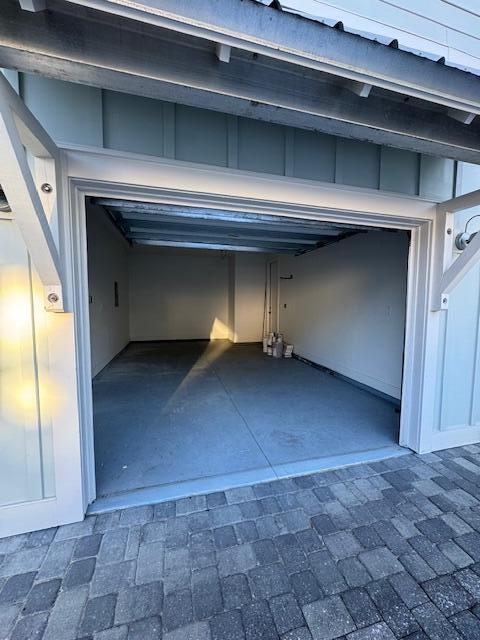 LIGHTHOUSE POINTE - Residential