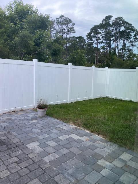 LIGHTHOUSE POINTE - Residential