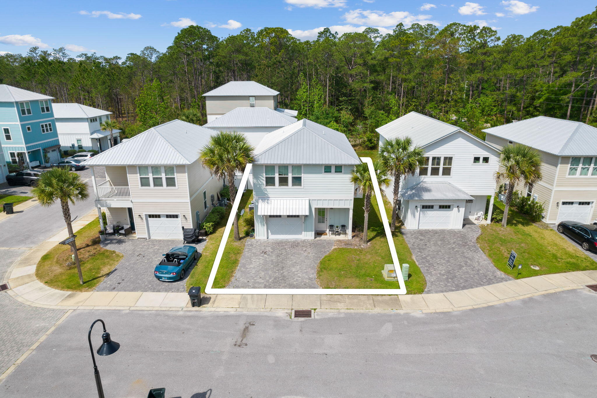 LIGHTHOUSE POINTE - Residential