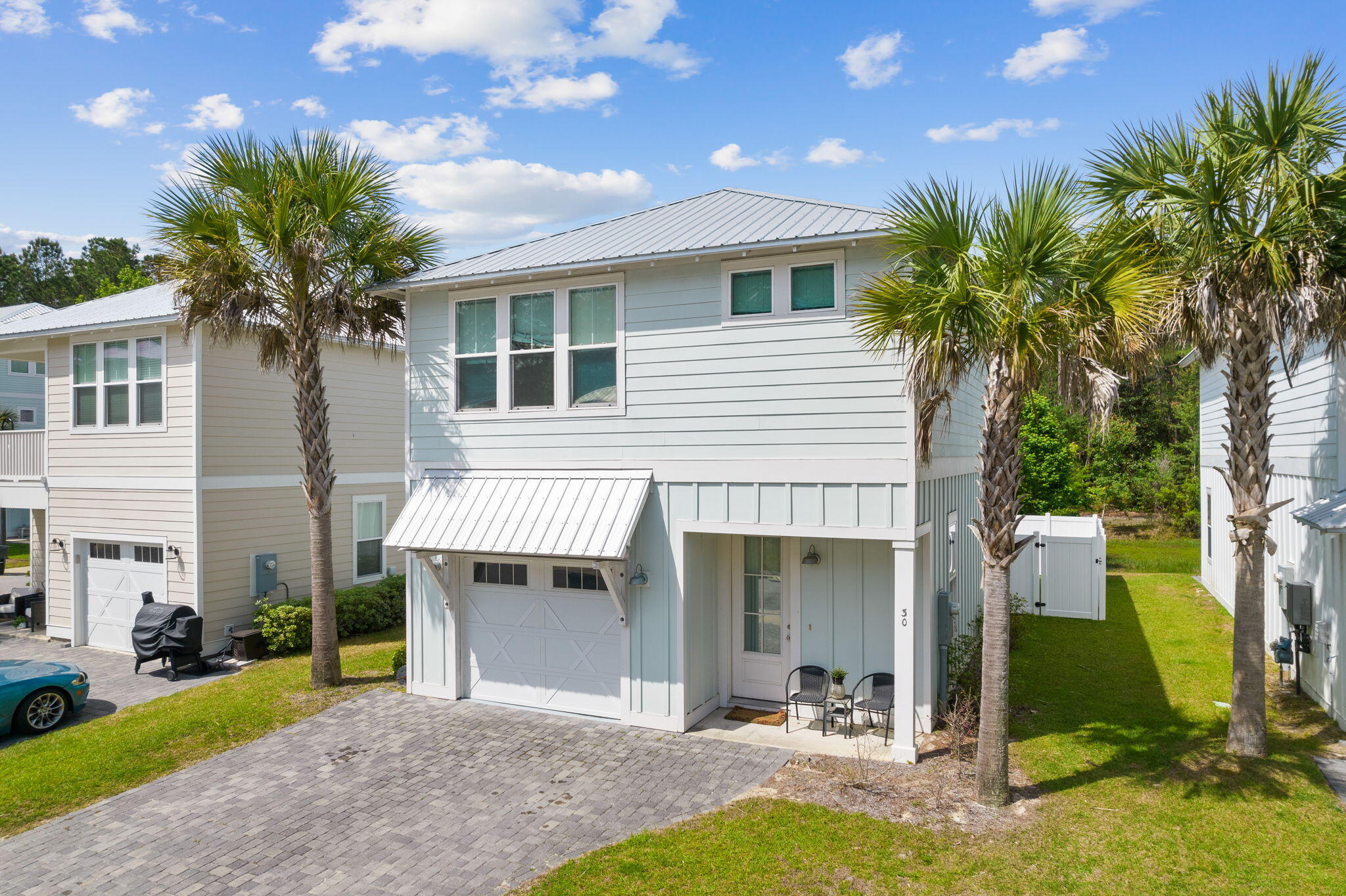 LIGHTHOUSE POINTE - Residential