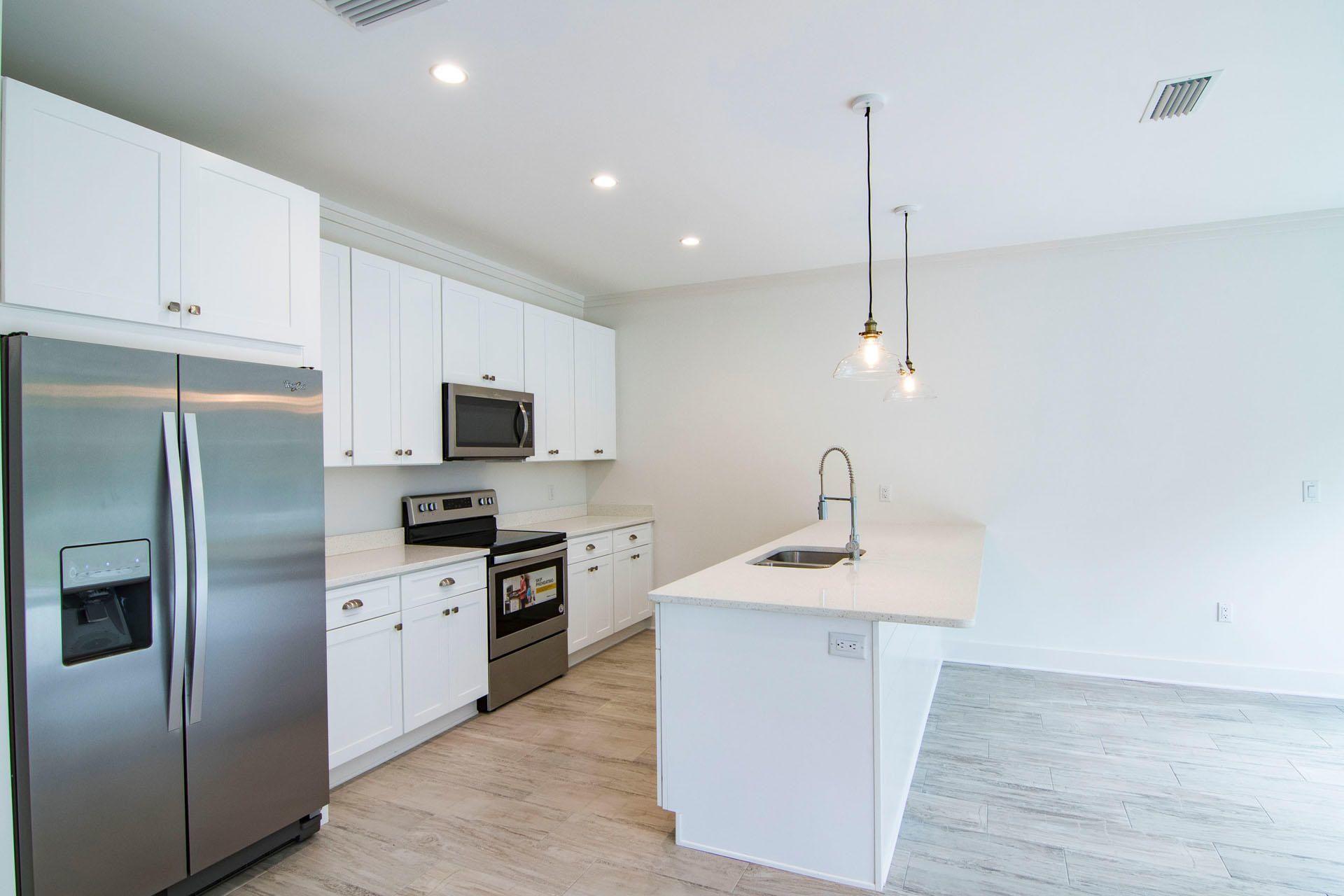LIGHTHOUSE POINTE - Residential