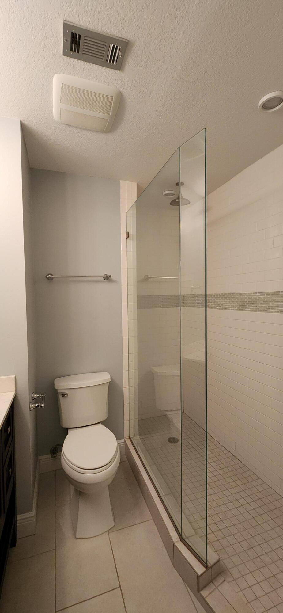 CLIPPER COVE T/H - Residential Lease