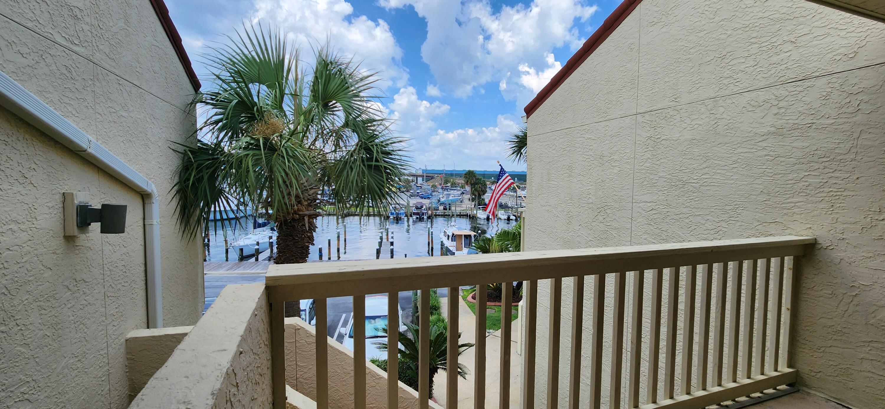 CLIPPER COVE T/H - Residential Lease