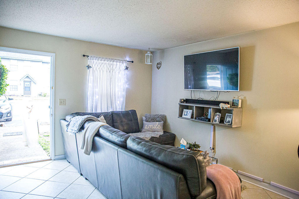 BROWNSVILLE STATION 3 - Residential