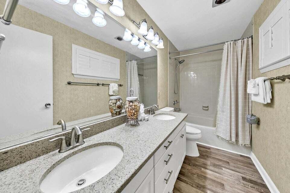 TOPS'L TENNIS VILLAGE - Residential