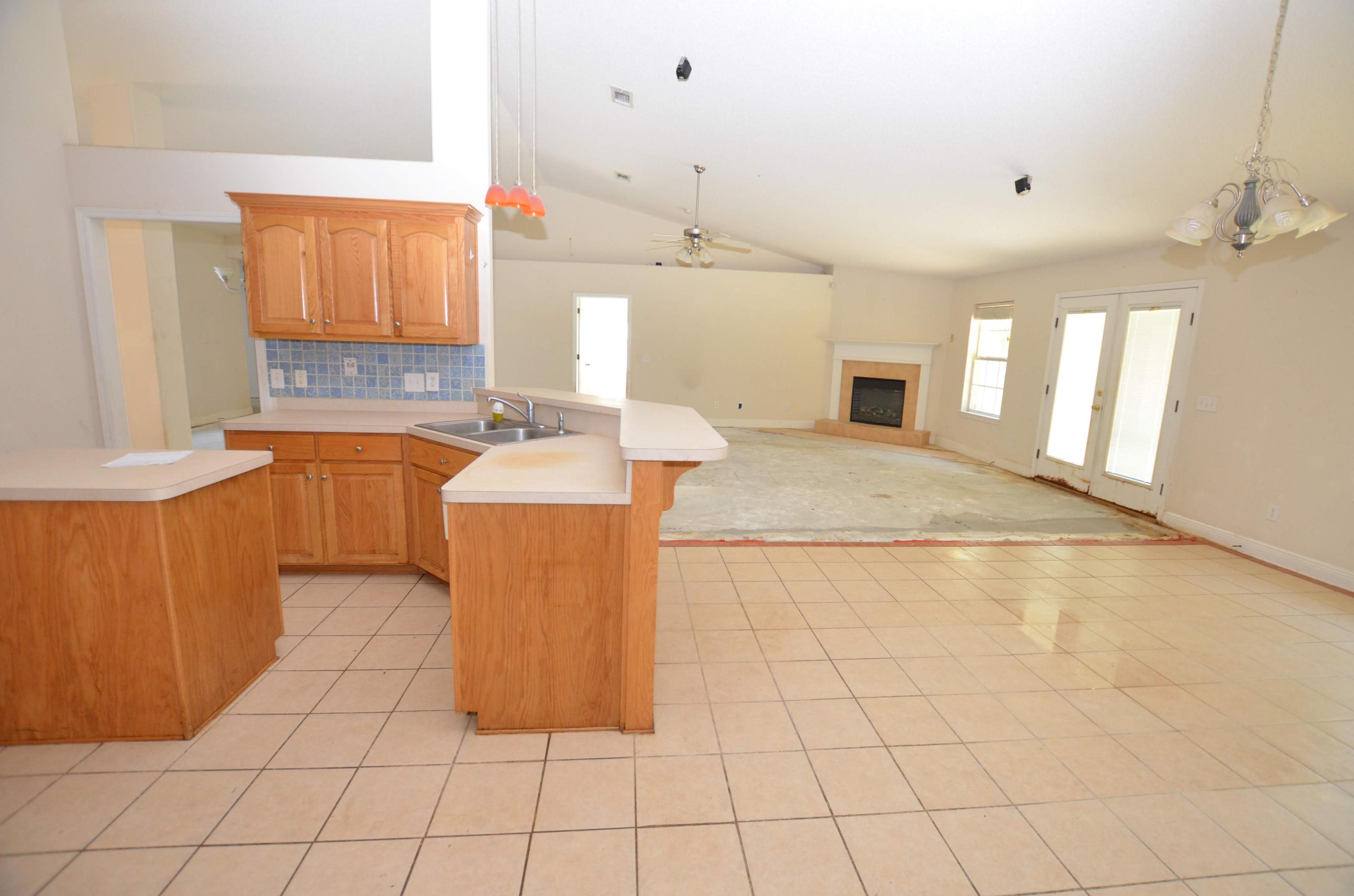 LEE FARMS PH I - Residential