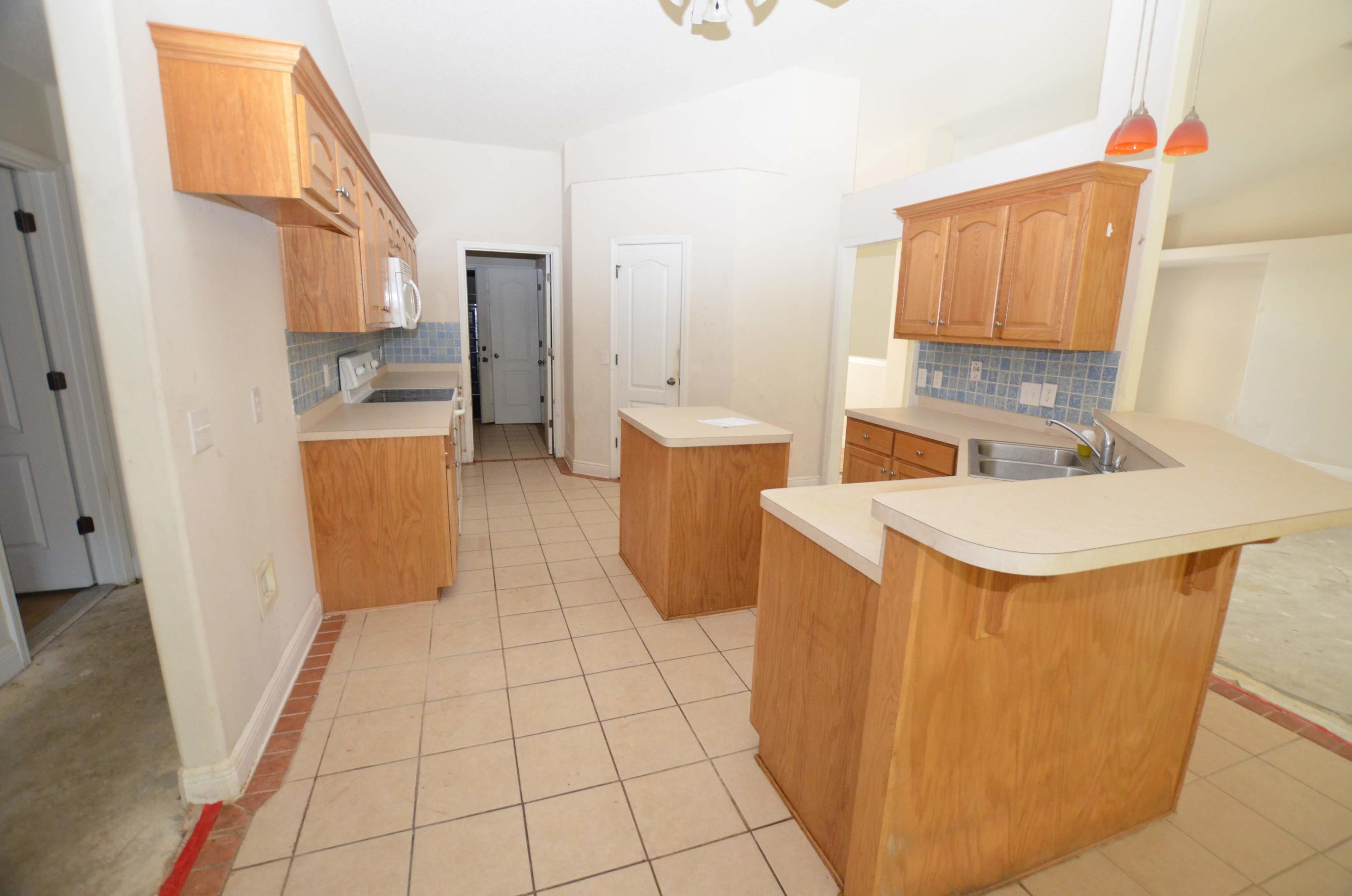 LEE FARMS PH I - Residential