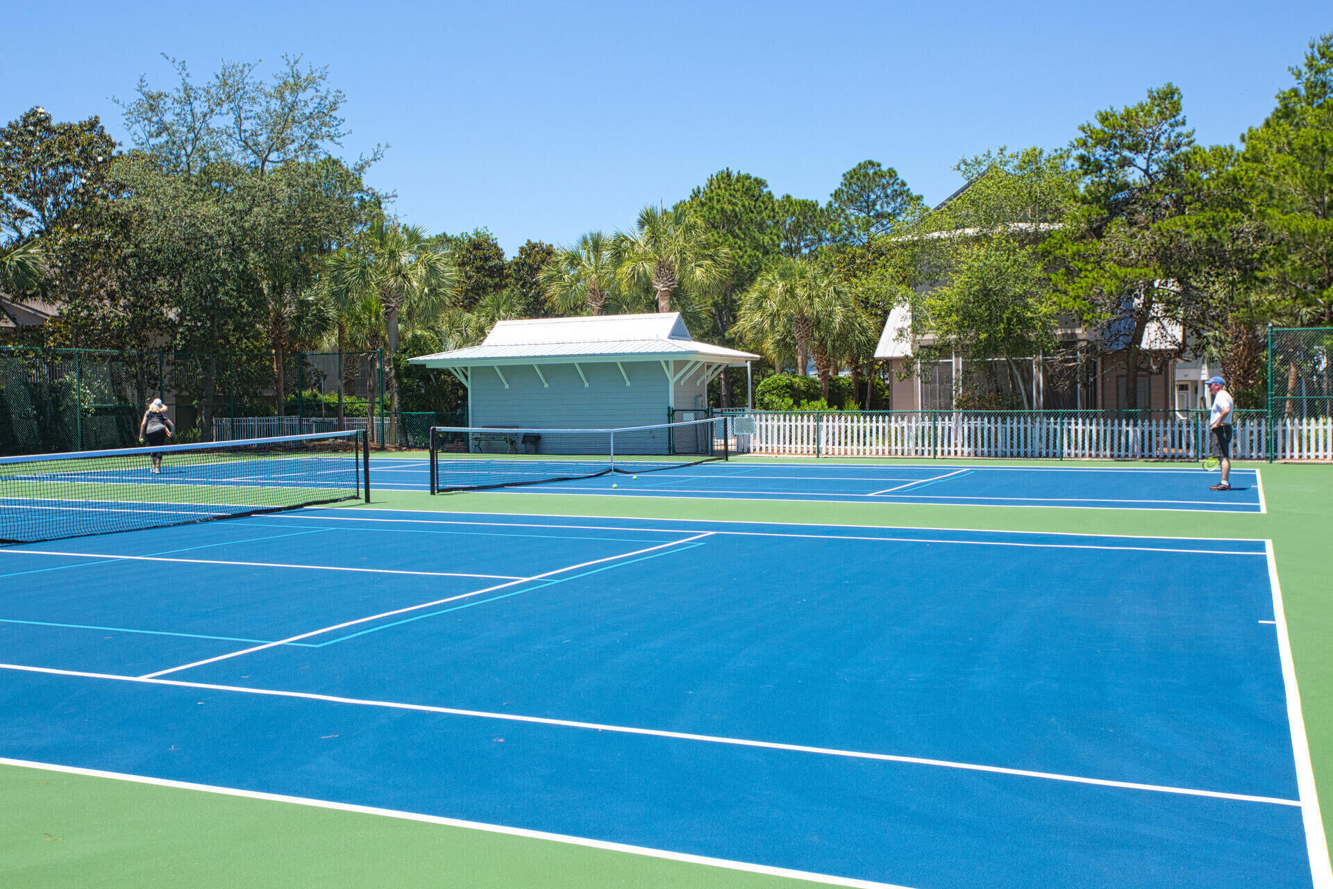 CASSINE VILLAGE - Residential