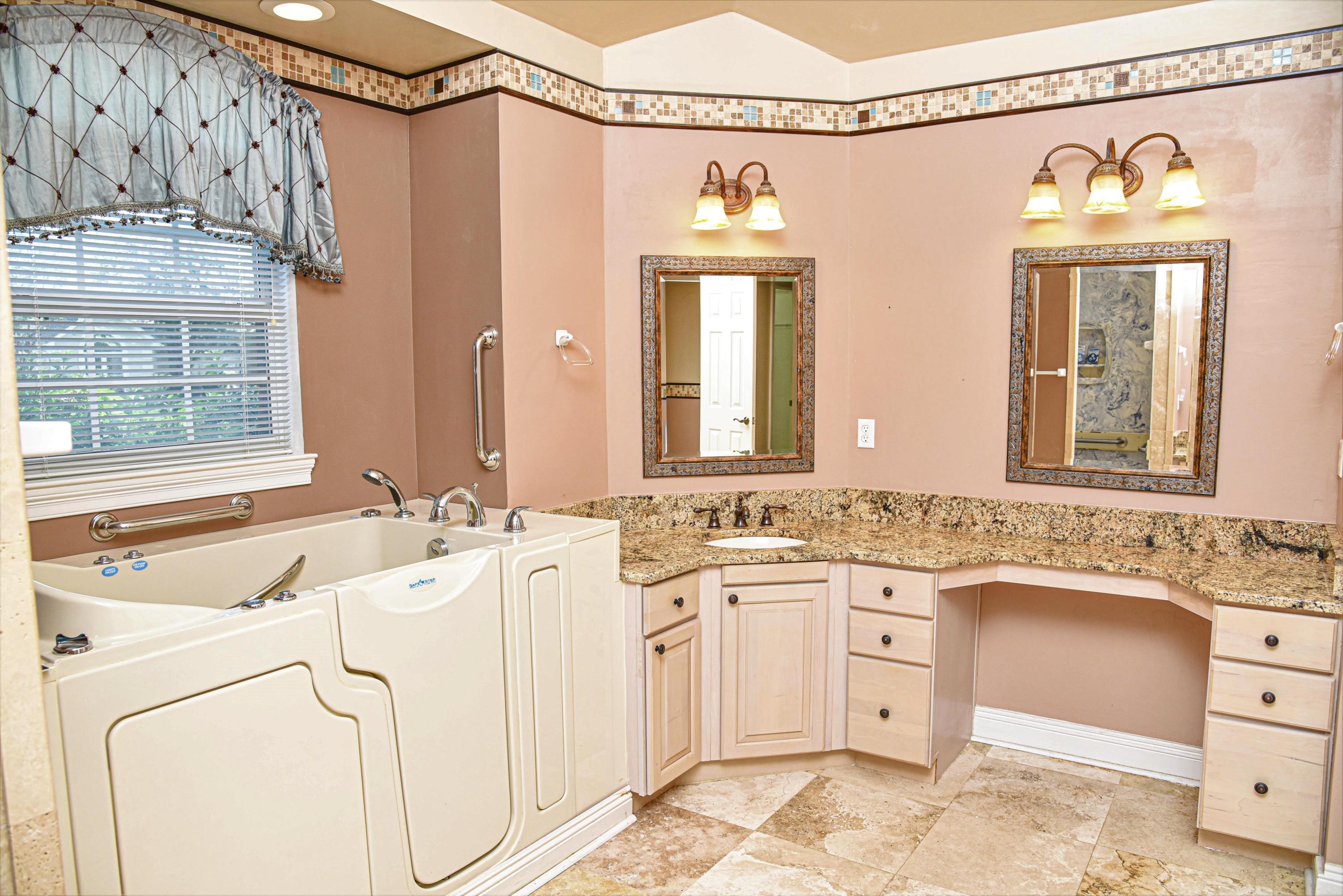 LINKS AT SHALIMAR POINTE - Residential