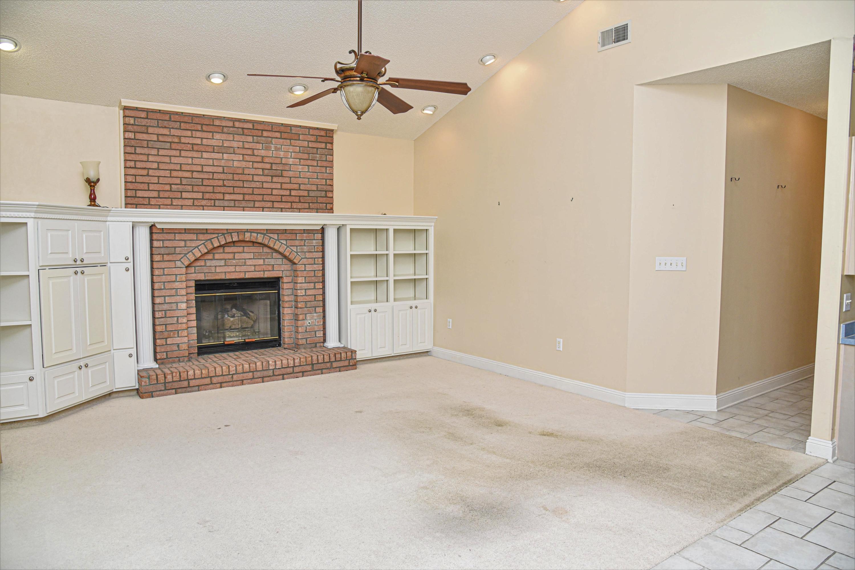 LINKS AT SHALIMAR POINTE - Residential