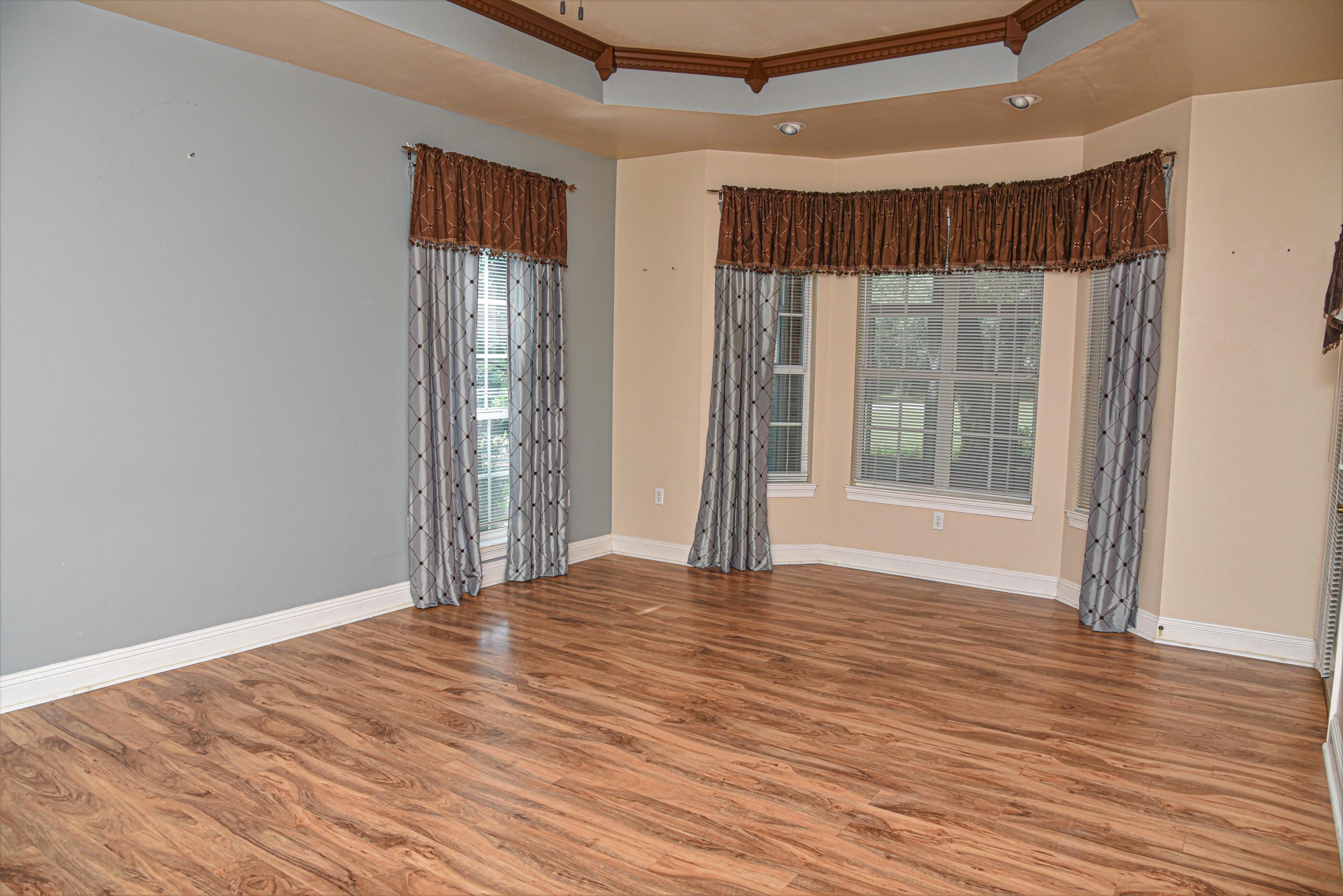 LINKS AT SHALIMAR POINTE - Residential