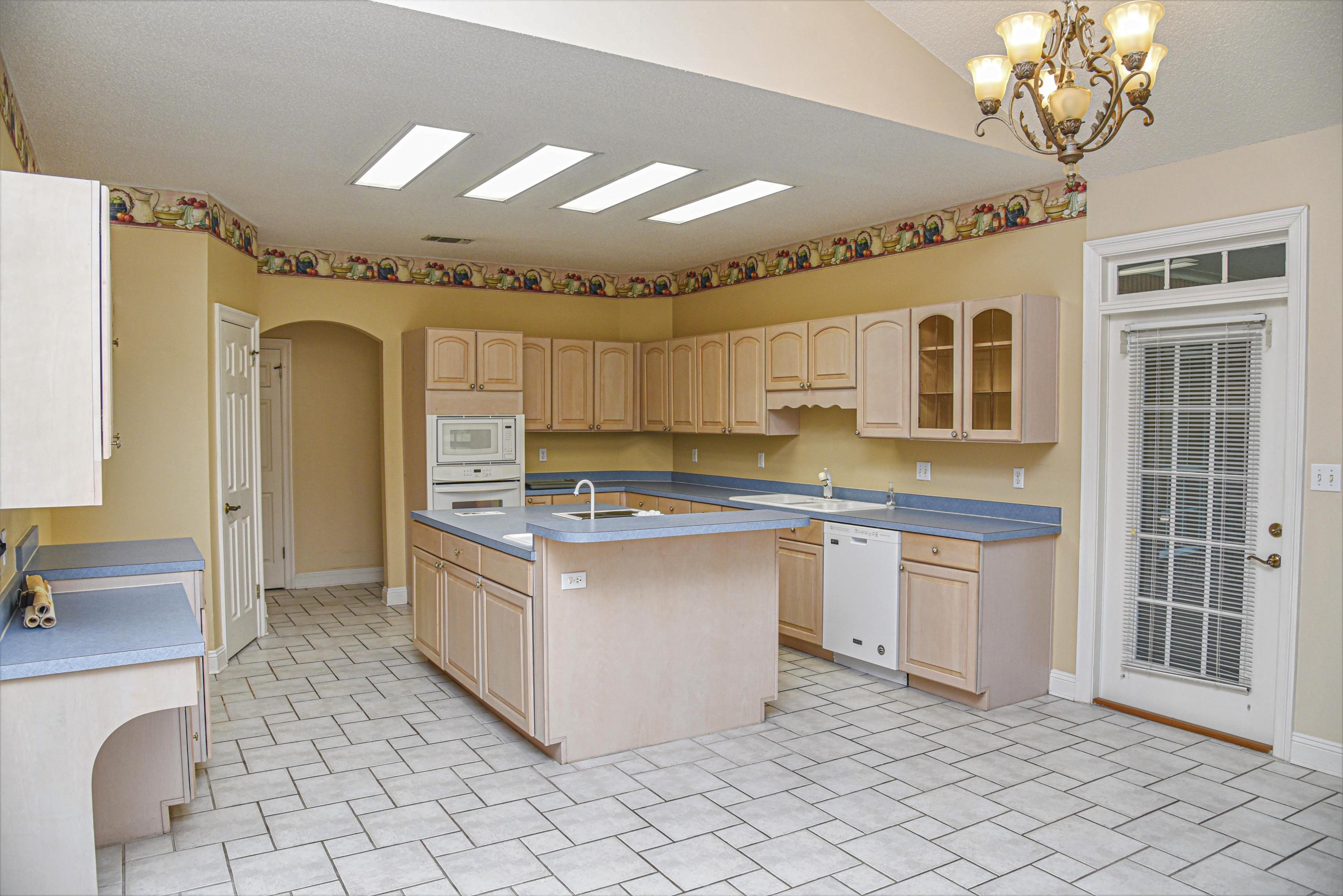 LINKS AT SHALIMAR POINTE - Residential