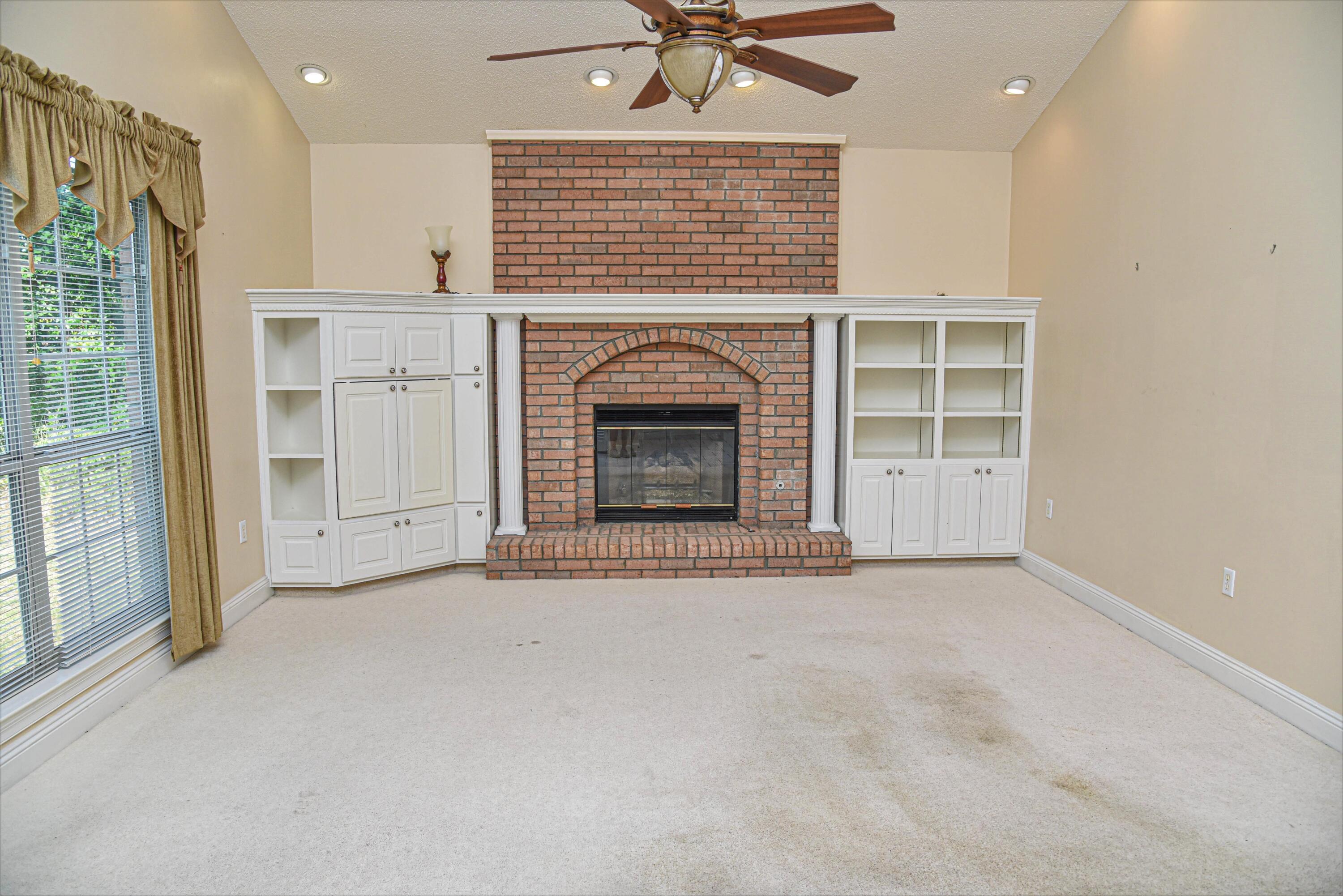 LINKS AT SHALIMAR POINTE - Residential